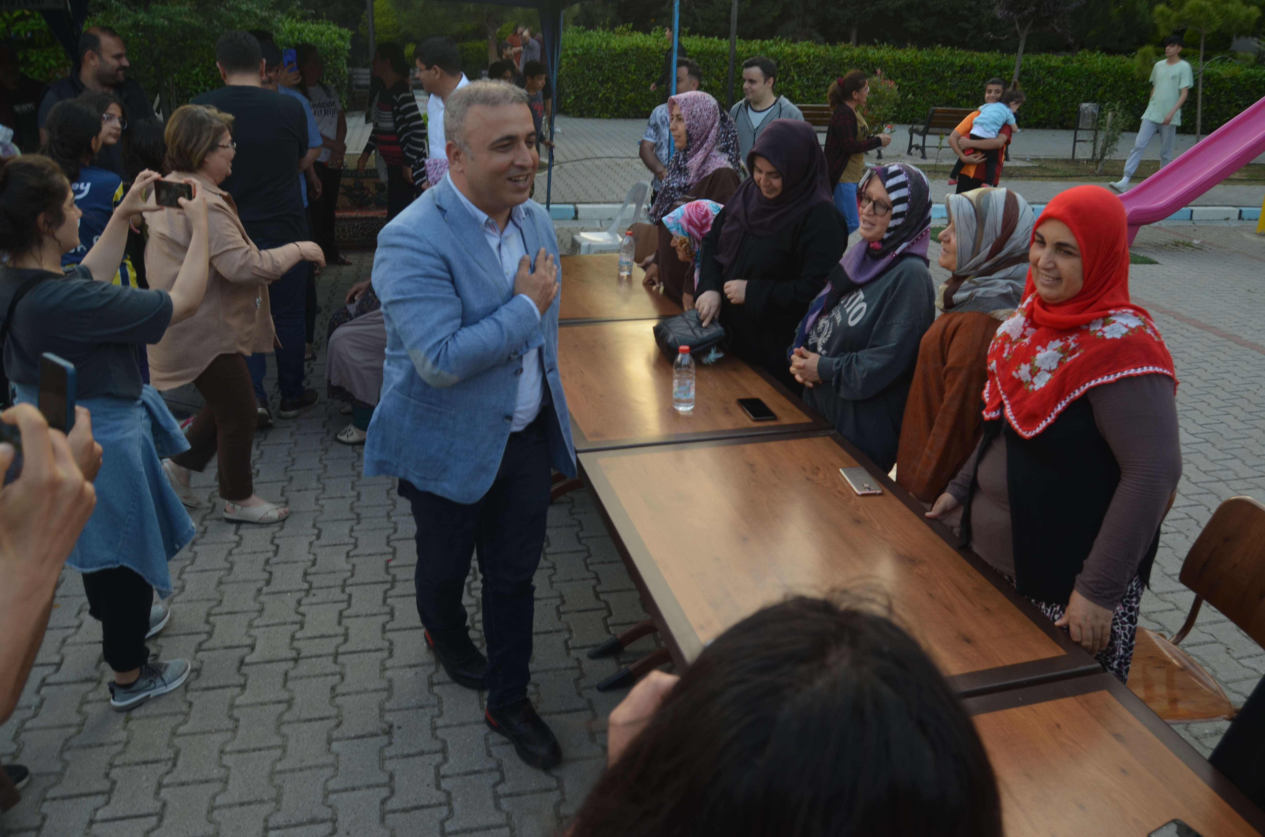 AK Parti Seçim startını KYK'da verdi