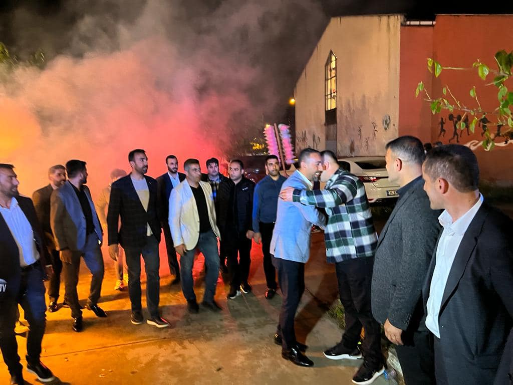 Rıdvan Eşin’e Dalga dalga destek