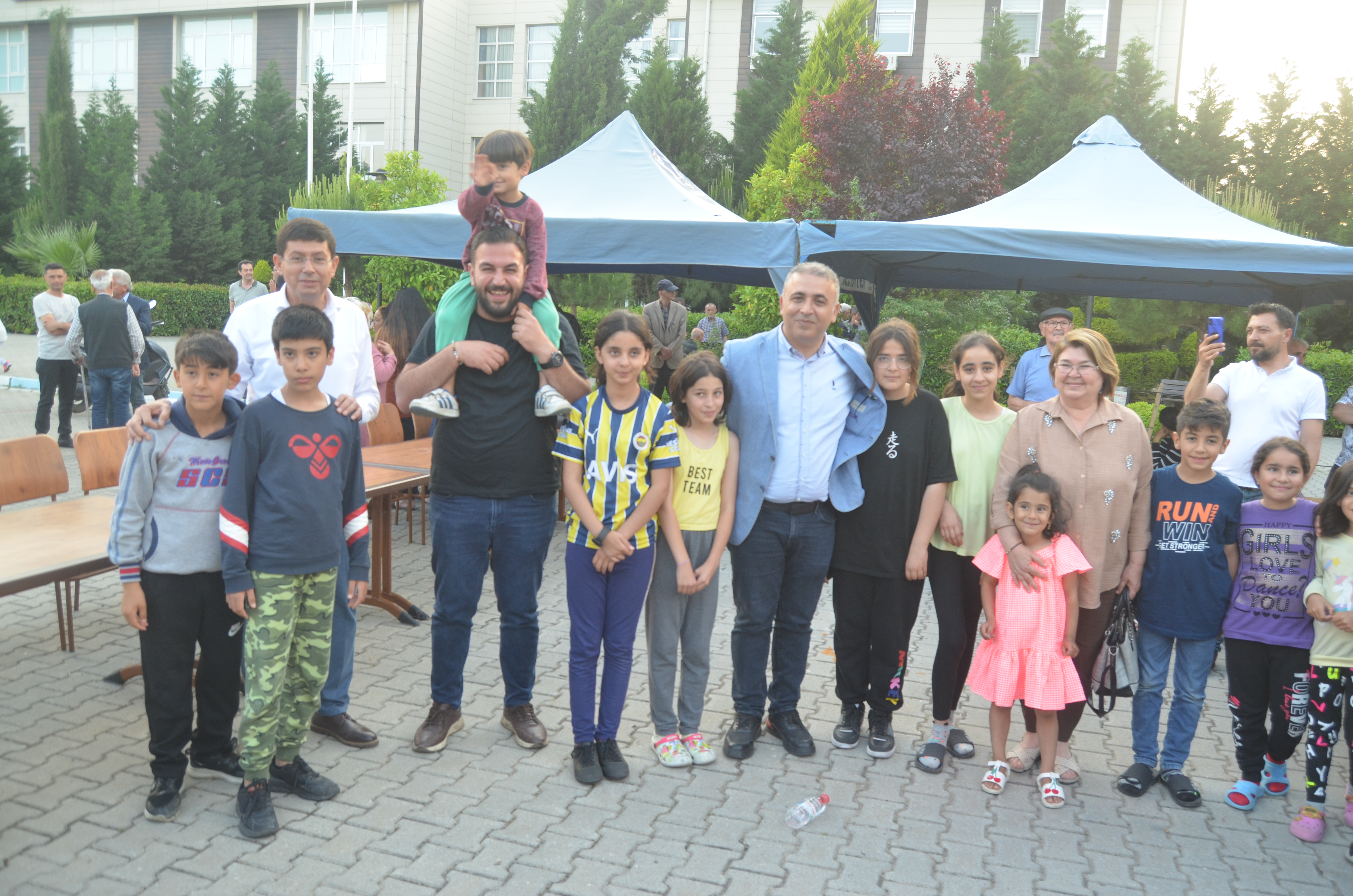 AK Parti Seçim startını KYK'da verdi