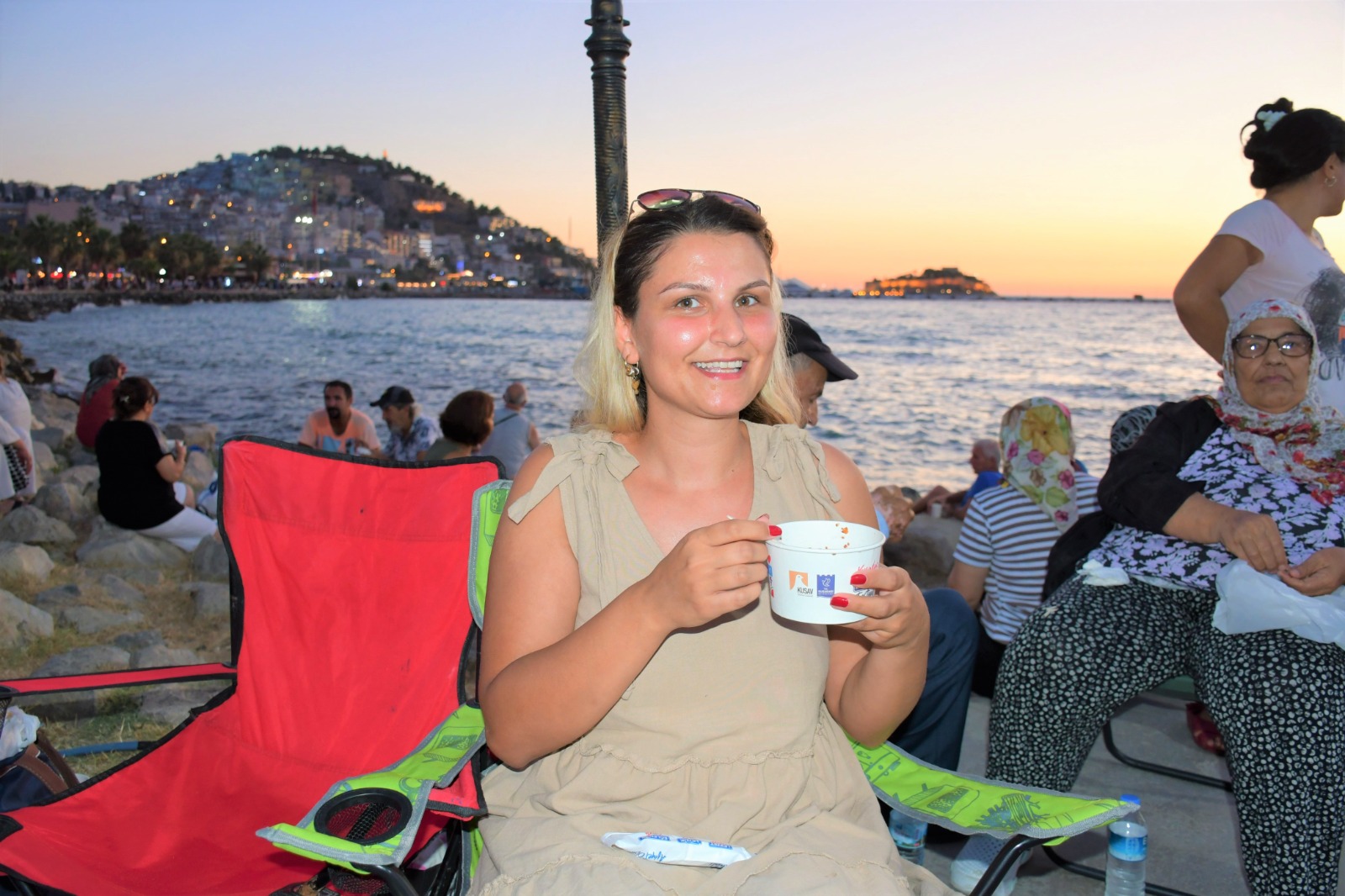 SOKAK FESTİVALİNİN DEV KAZANI BU KEZ DAYANIŞMA İÇİN KAYNADI
