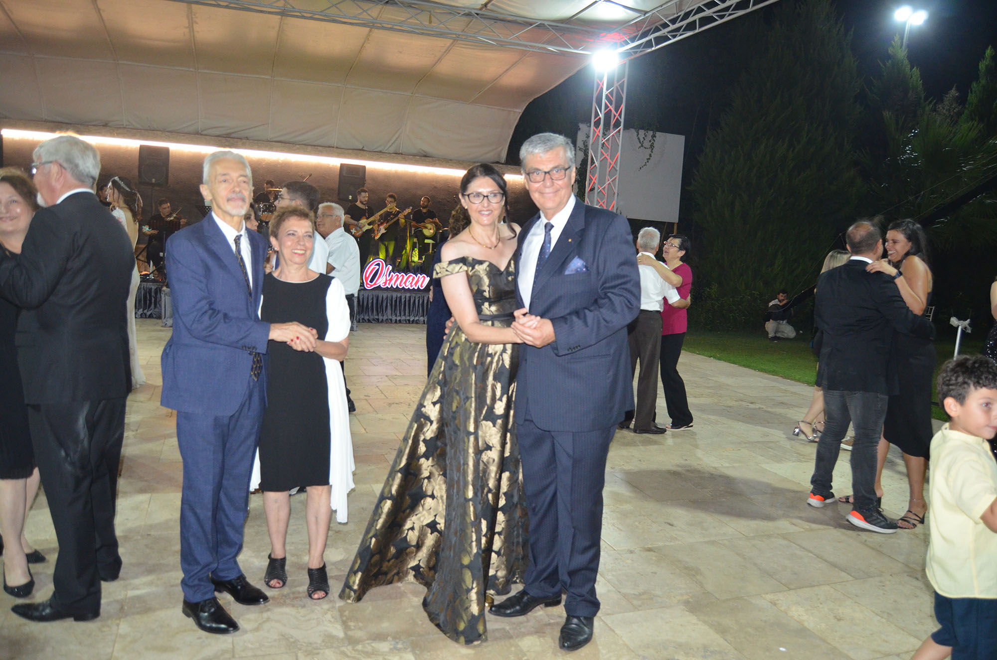 Öykü ve Michele Rüya gibi bir düğün ile evlendi