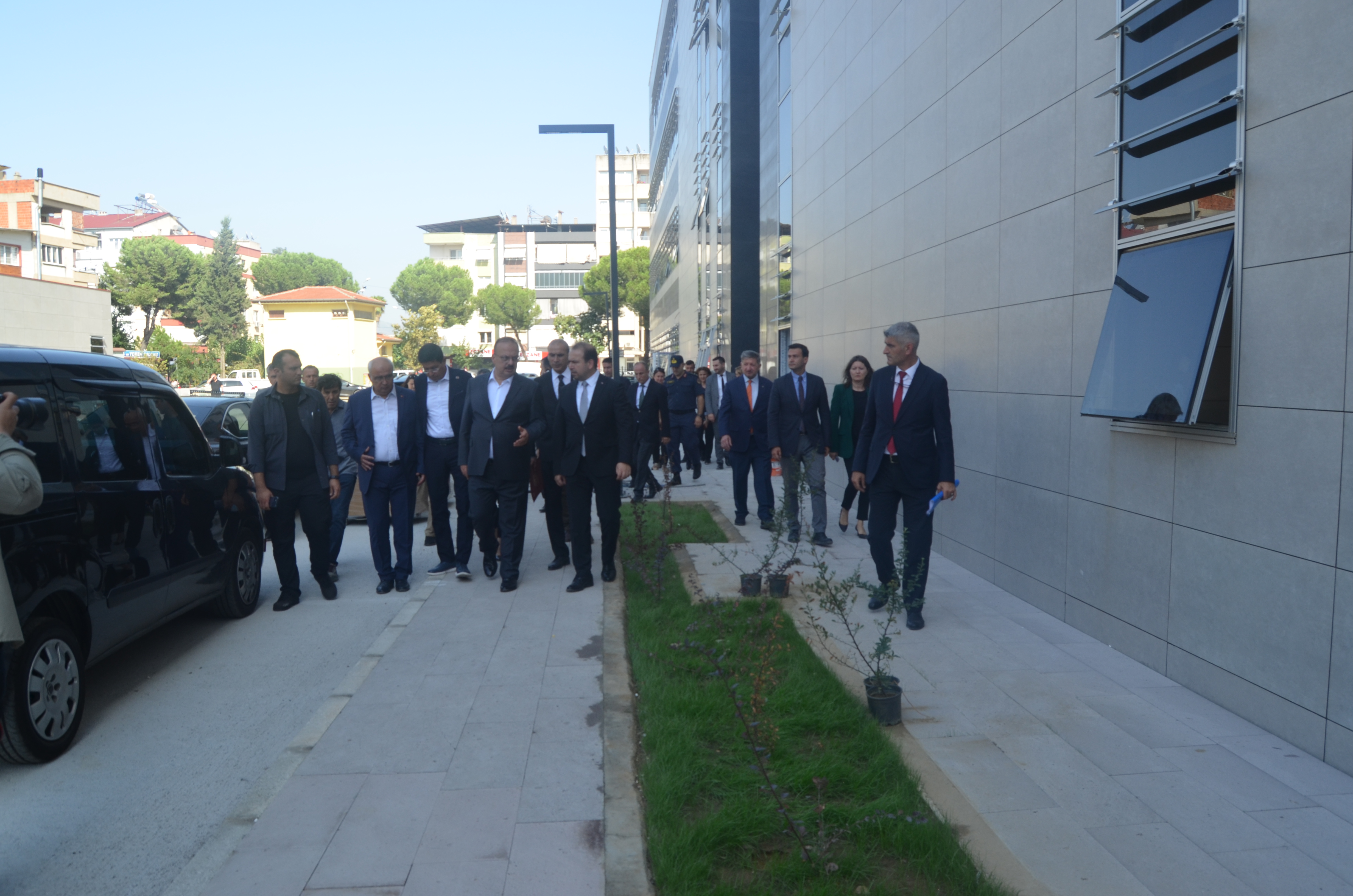 Vali Canpolat çalışmaları yetersiz buldu