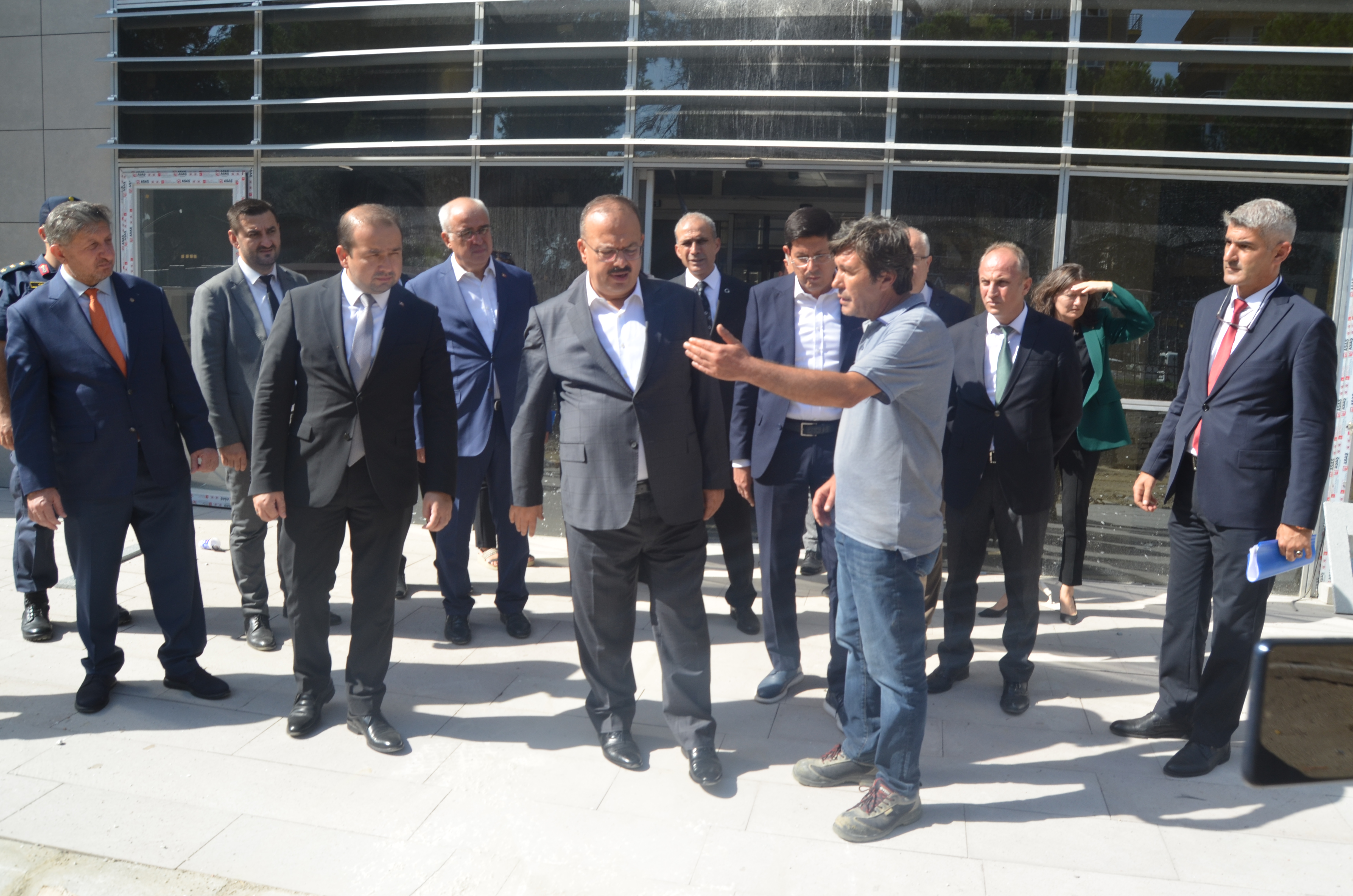 Vali Canpolat çalışmaları yetersiz buldu