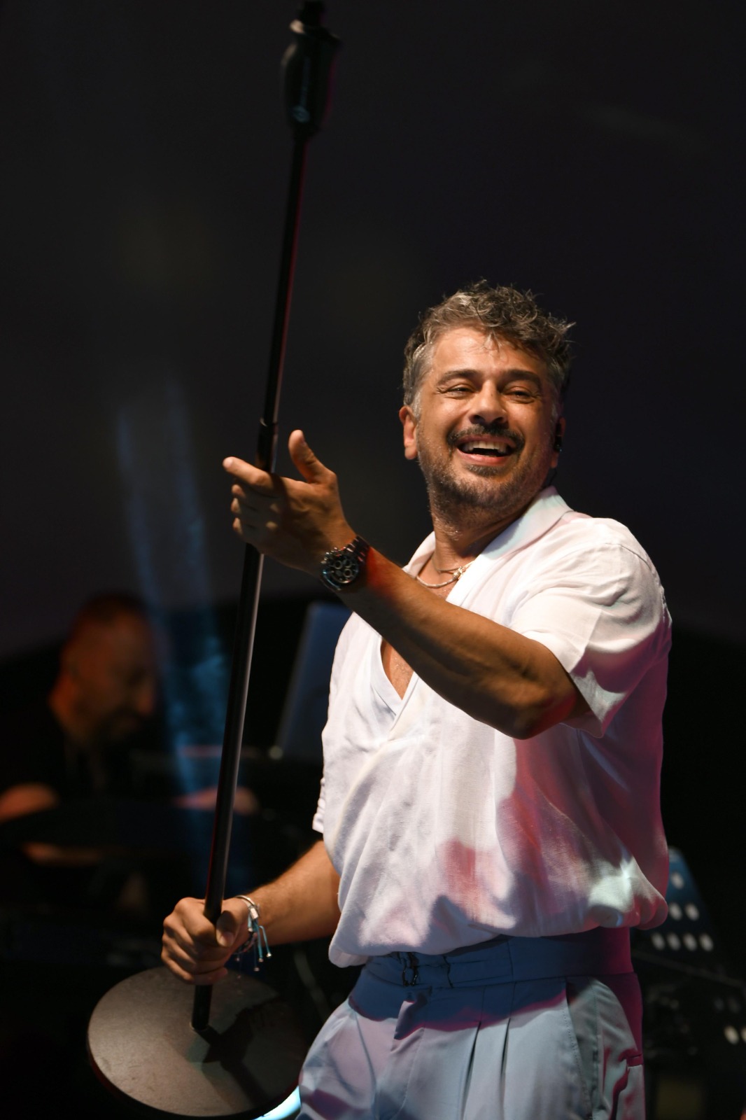 ALTIN GÜVERCİN FİNALİSTLERİ HEYECANINI EMRE ALTUĞ İLE AŞTI