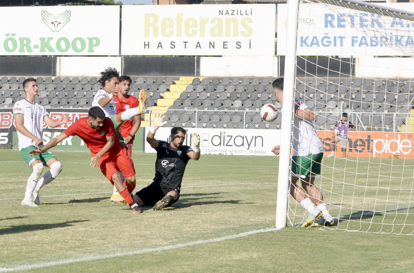 Nazilli Belediyespor 4 Köşe