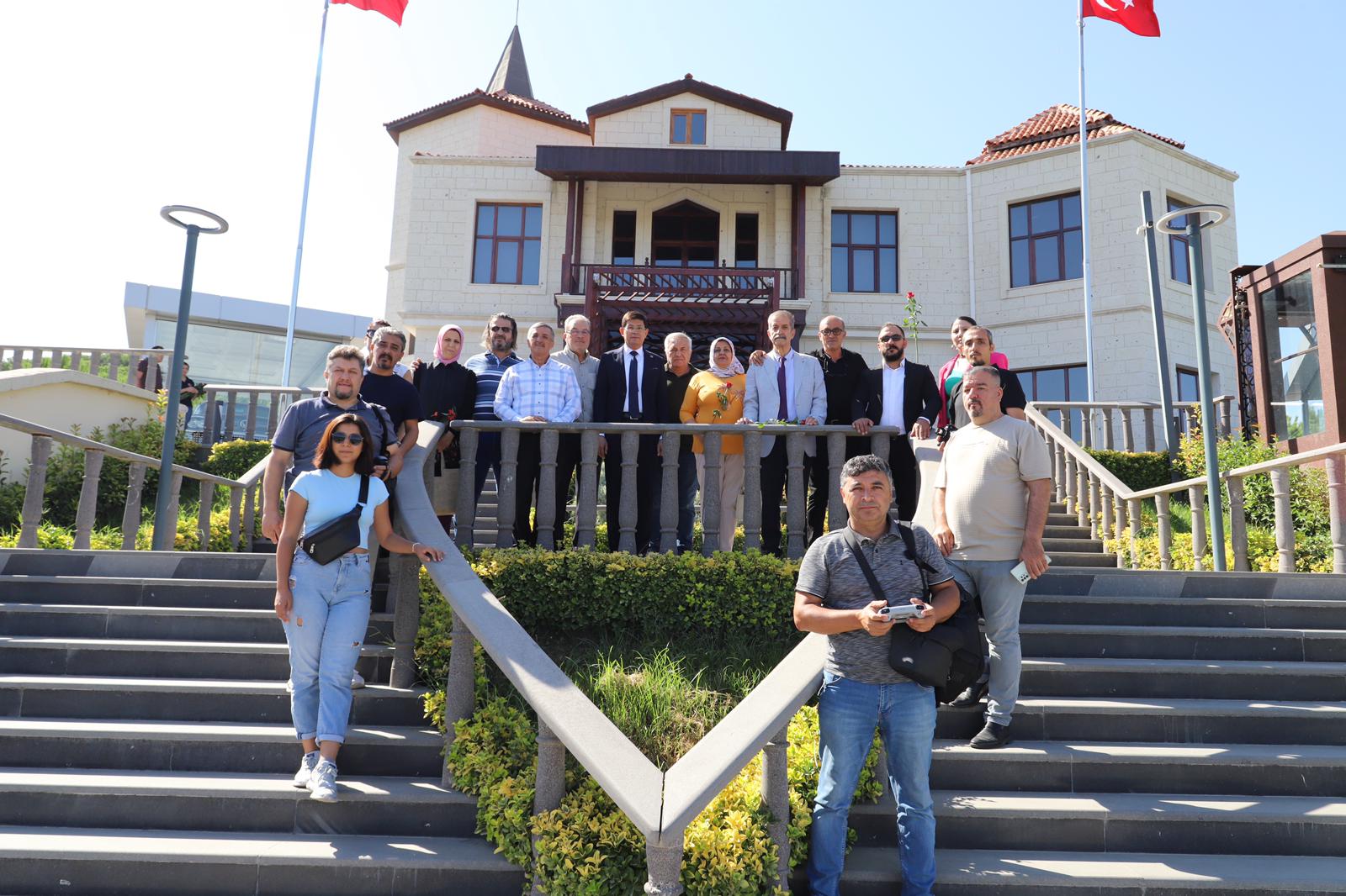 ÇAKIRBEYLİ'DE MENDERES ANILDI