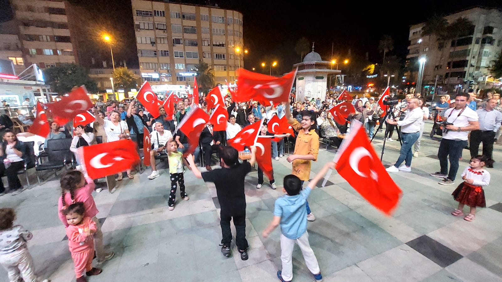 Atatürk'ün sevdiği şarkılar Nazilli'de seslendirildi
