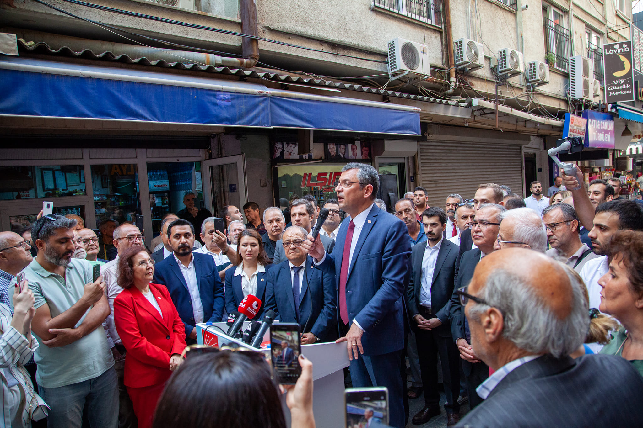 Değişim sloganı ile yola çıkan Özgür Özel Aydın'daydı