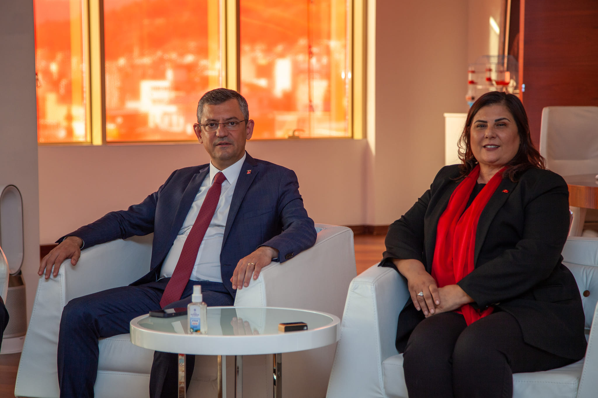 Değişim sloganı ile yola çıkan Özgür Özel Aydın'daydı