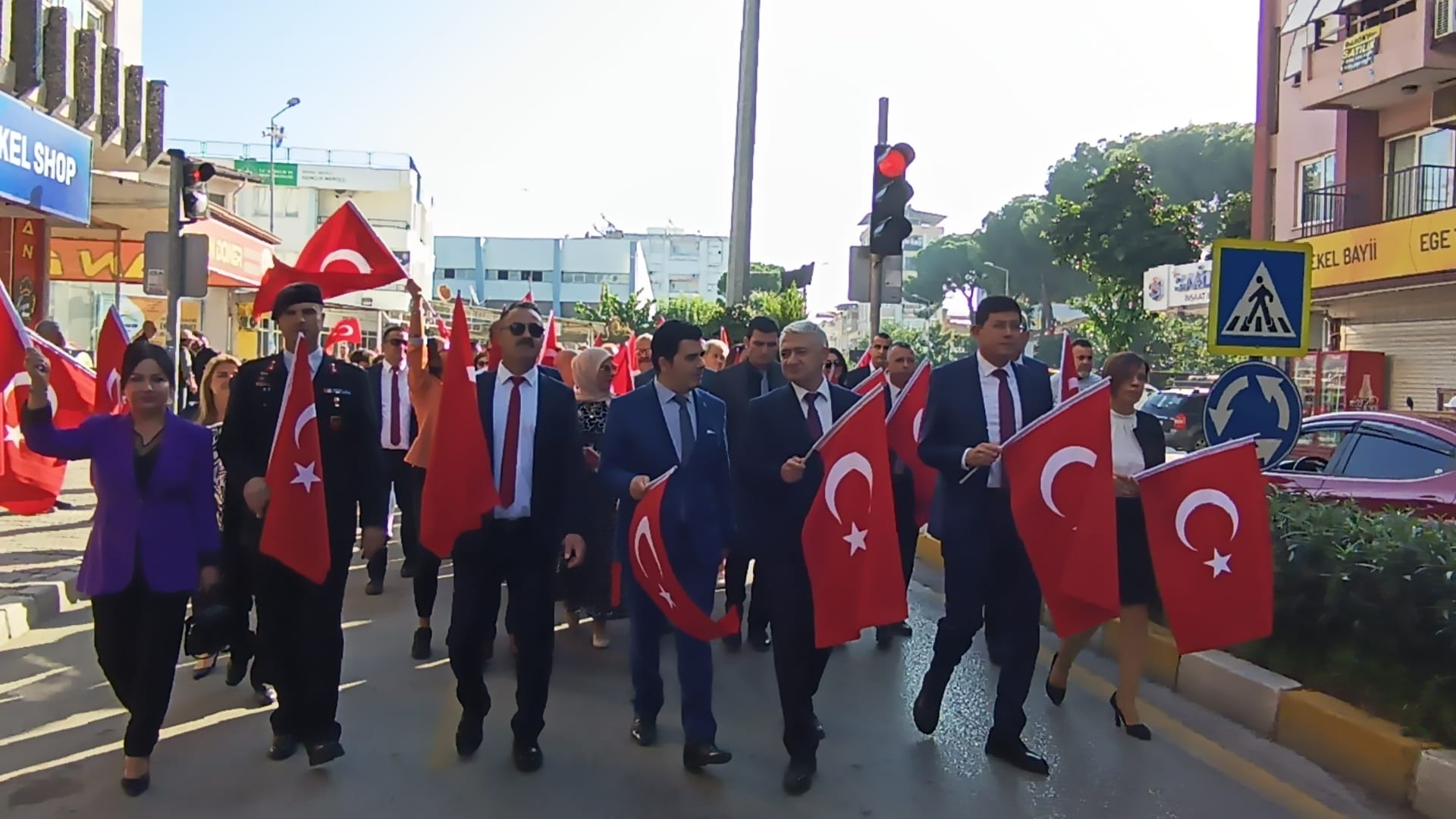 ATATÜRK'ÜN NAZİLLİYE GELİŞİ KUTLANIYOR