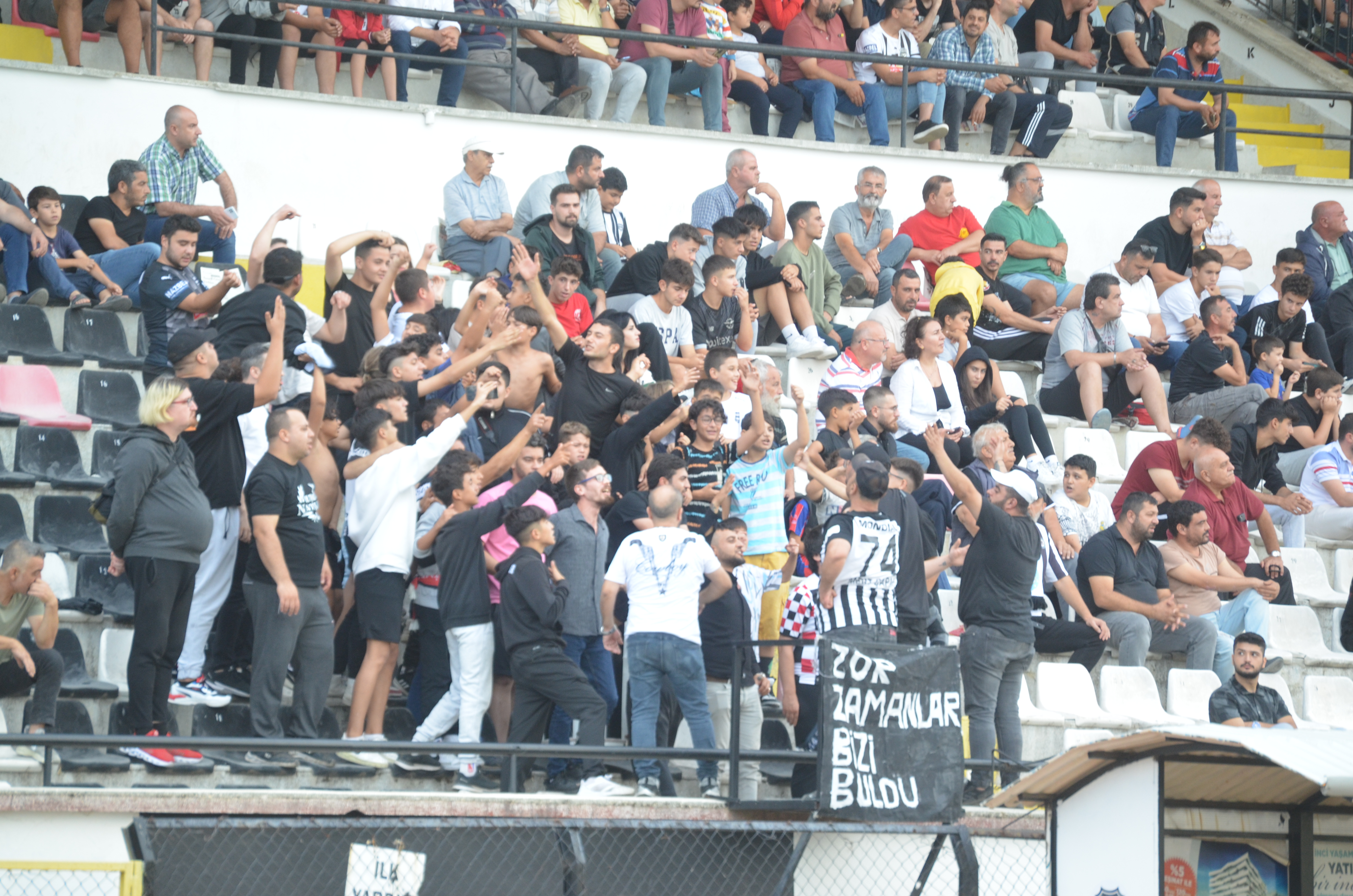 Nazilli Belediyespor Durdurulamıyor