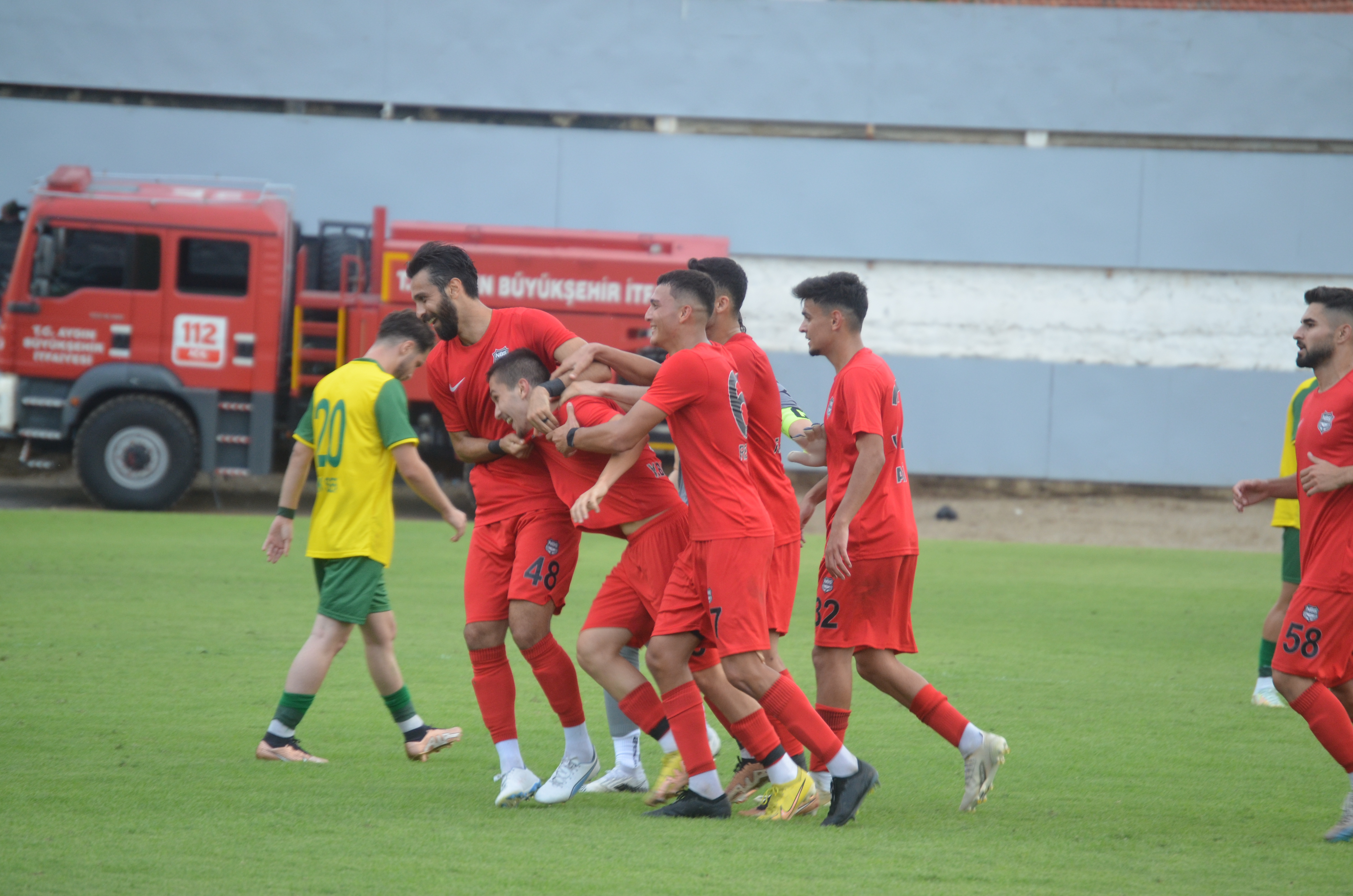 Nazilli Belediyespor Durdurulamıyor