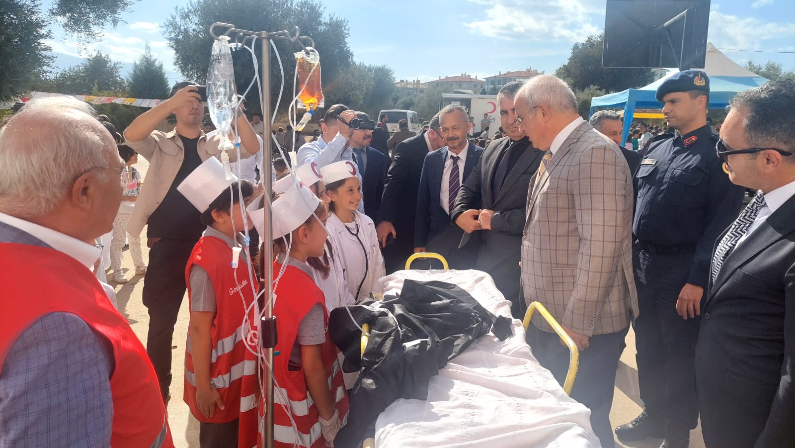 KIZILAY HAFTASI ETKİNLİKLER İLE BAŞLADI