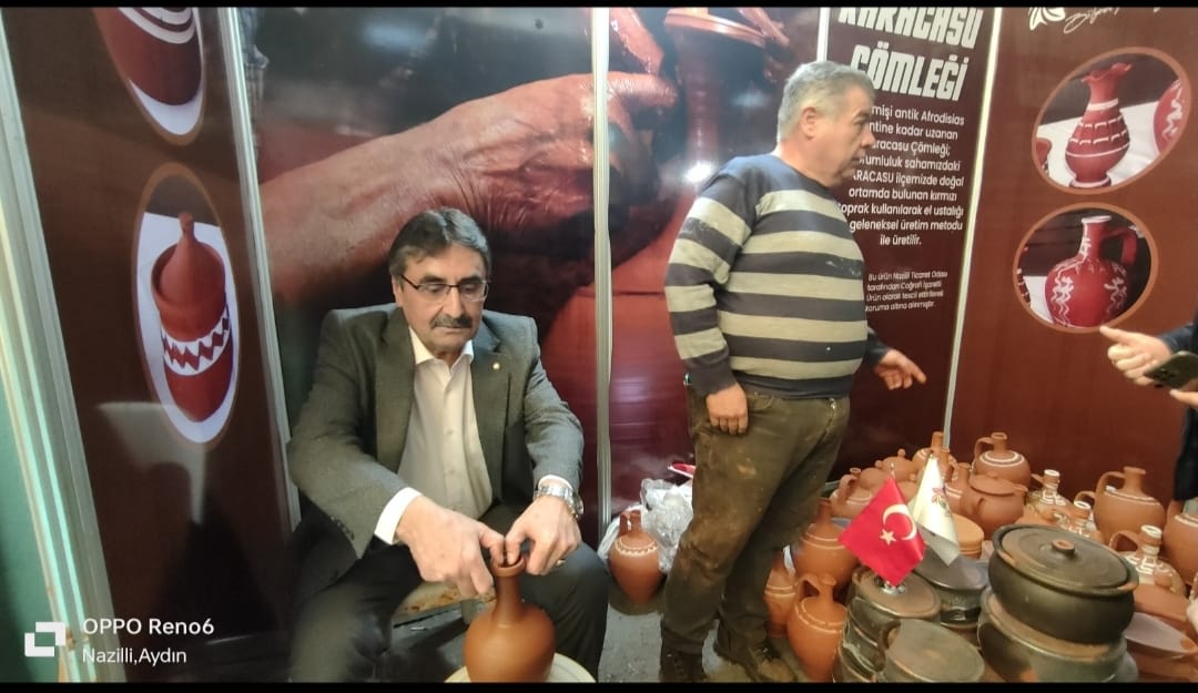Zeki İnal Tarım Fuarını ziyaret etti.