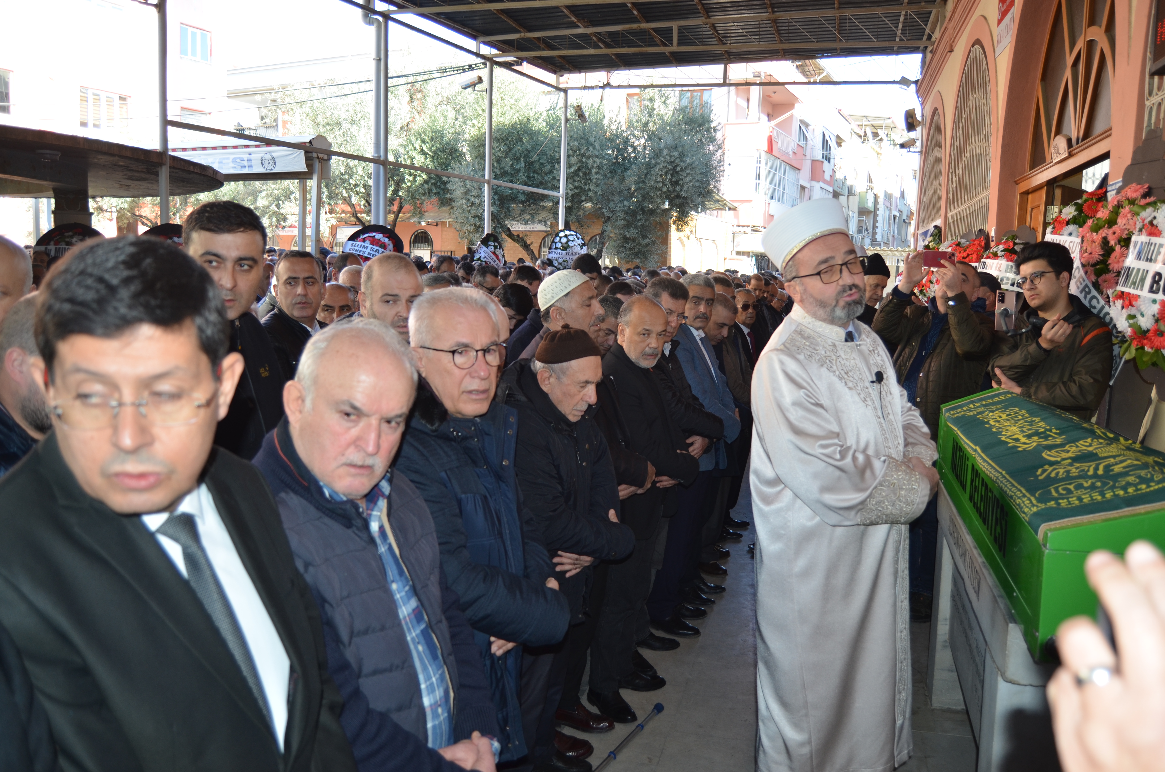 Osman'ın Cenazesinde Gözyaşları sel oldu