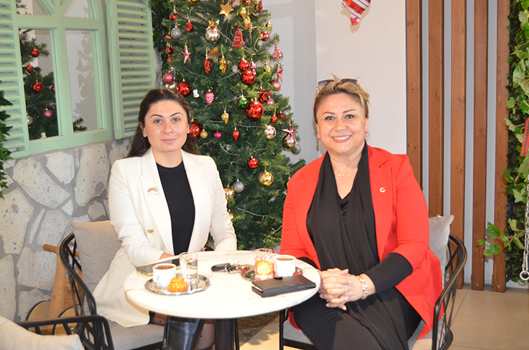 Akbaş ziyaretlerine ara vermeden devam ediyor
