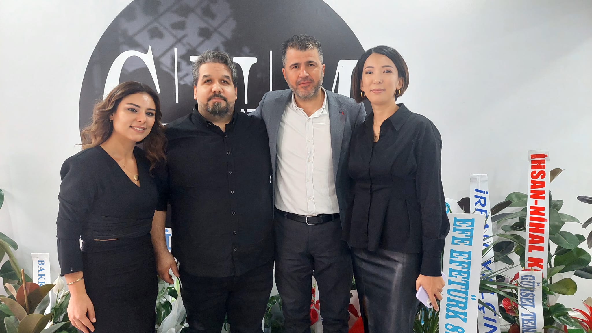 CNM Saç ve Güzellik salonu hizmete girdi.