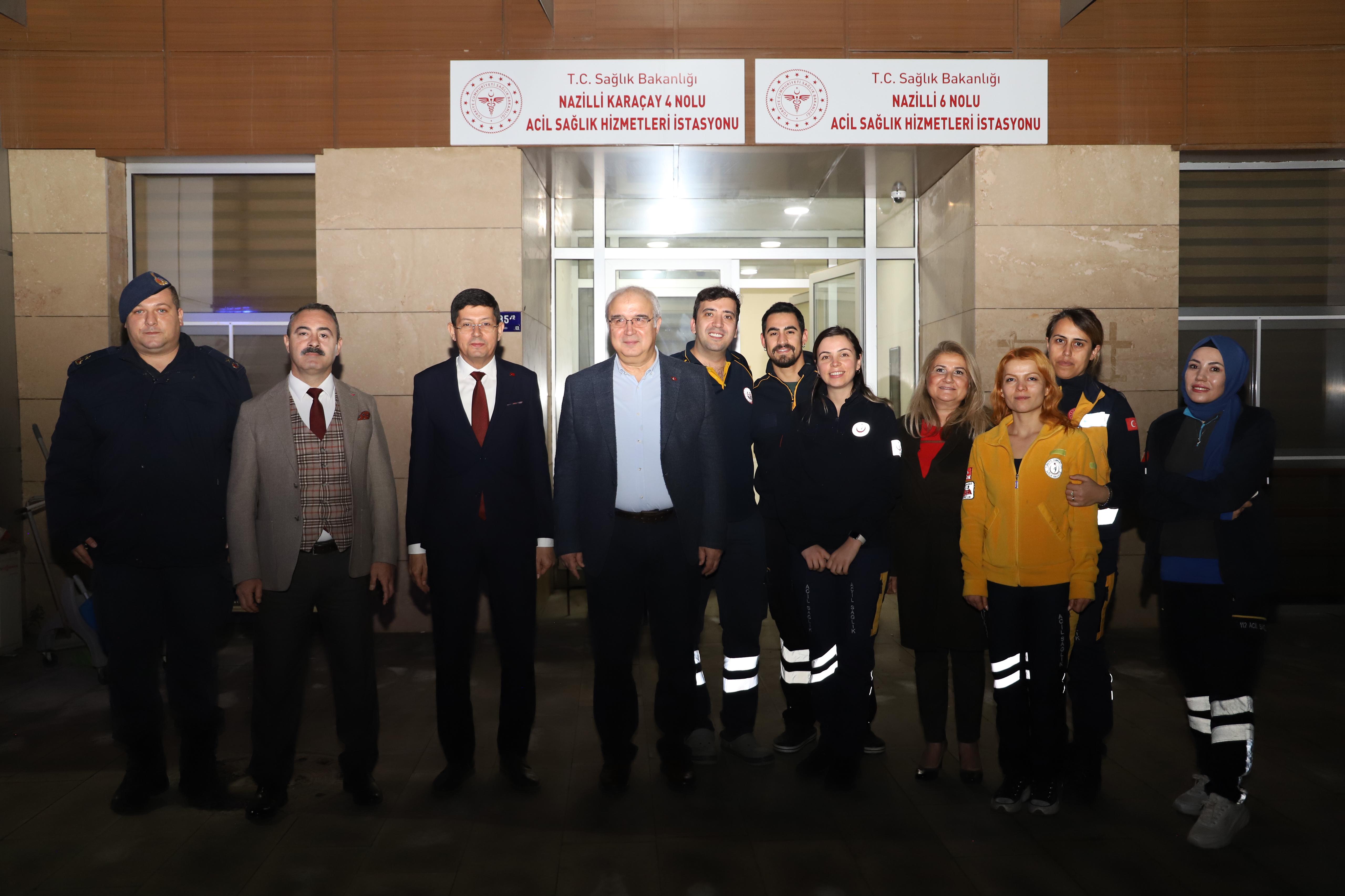 Onları yalnız bırakmadılar