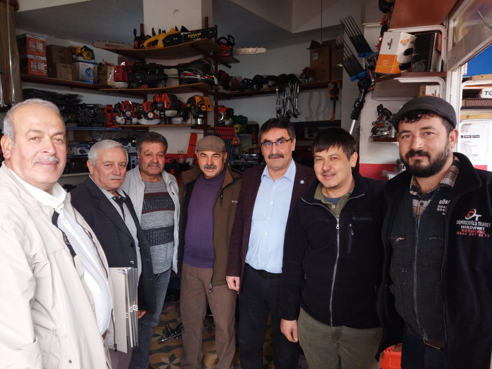 Zeki Başkan 1 Dakika boş durmuyor
