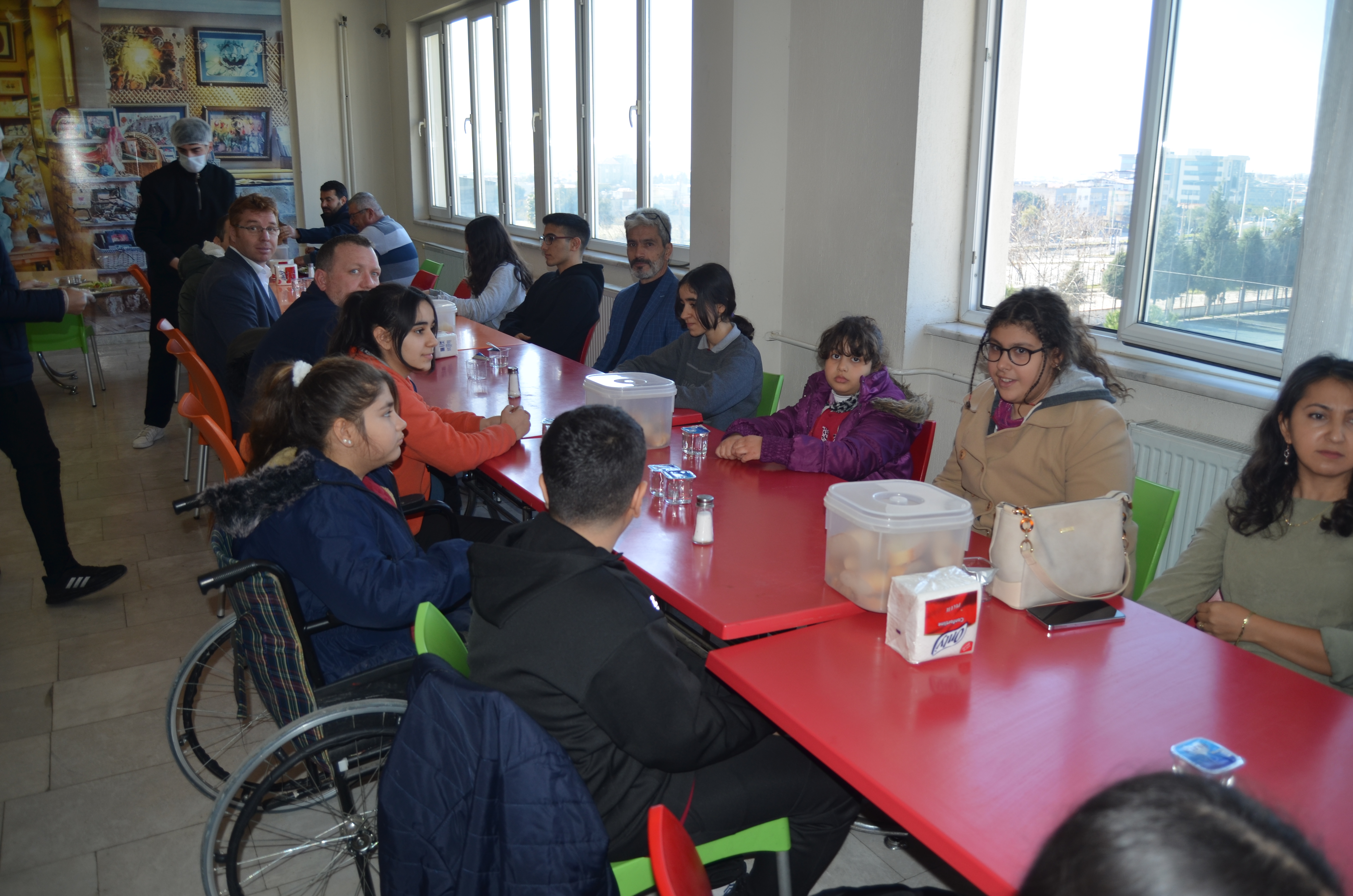 Milli Eğitim’den Depremzede öğrencilere yemek