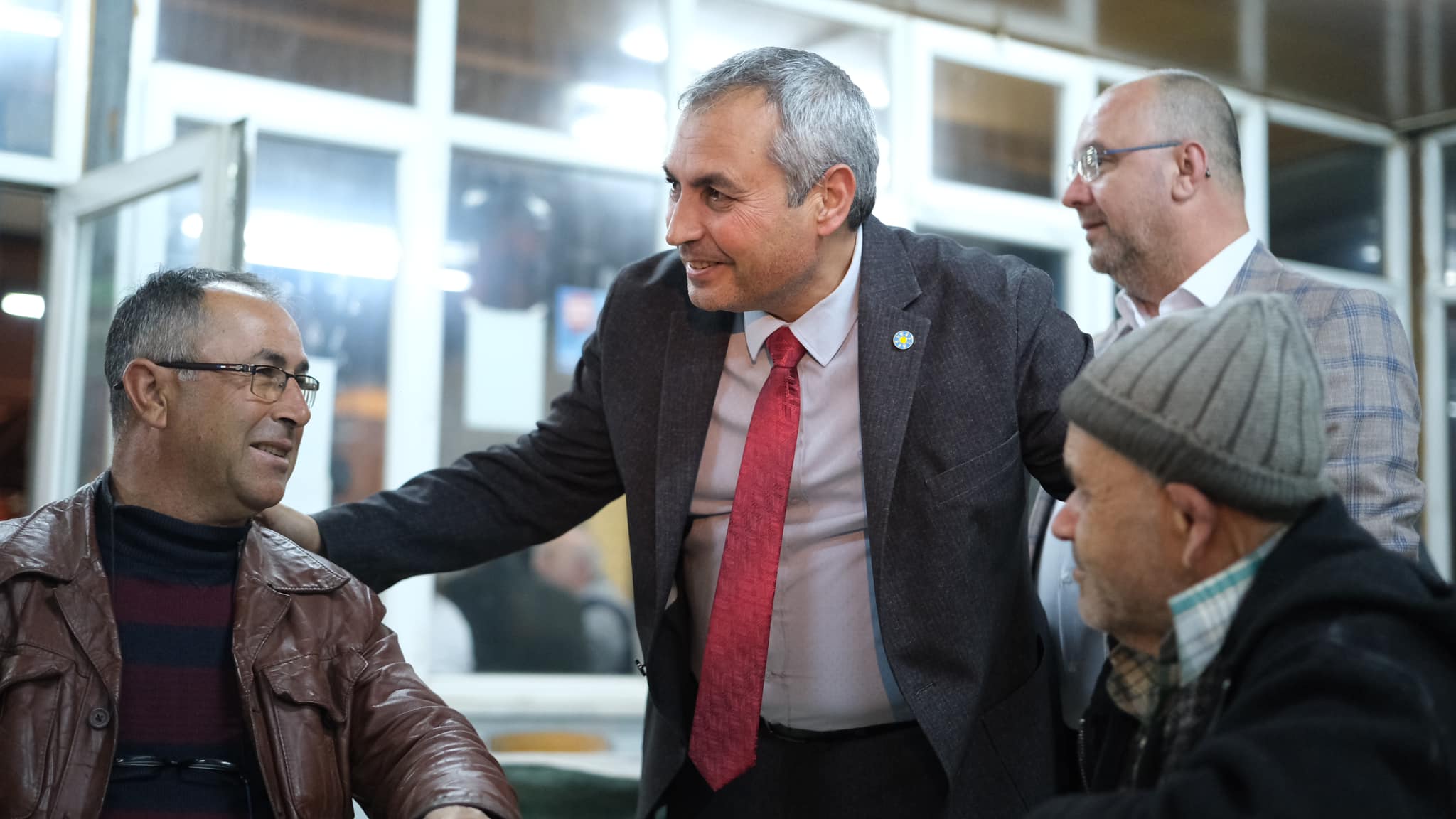 İYİ Partili Cüneyt Korkmaz Gittiği her yerde sevgi ile karşılanıyor