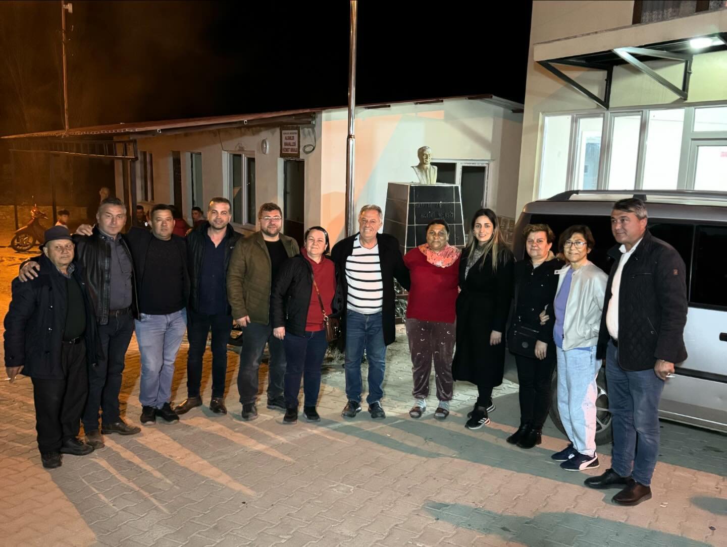 Başkan Büyükyapıcı gittiği her yerde Başkan gibi karşılanıyor