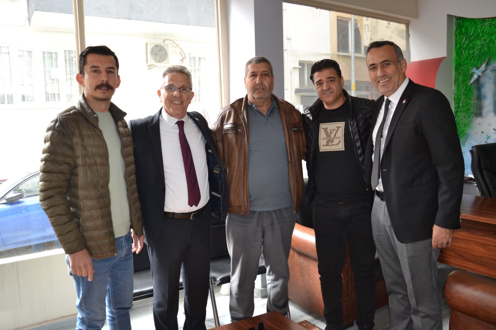 Tetik, Nazilli’de girilmedik sokak bırakmıyor