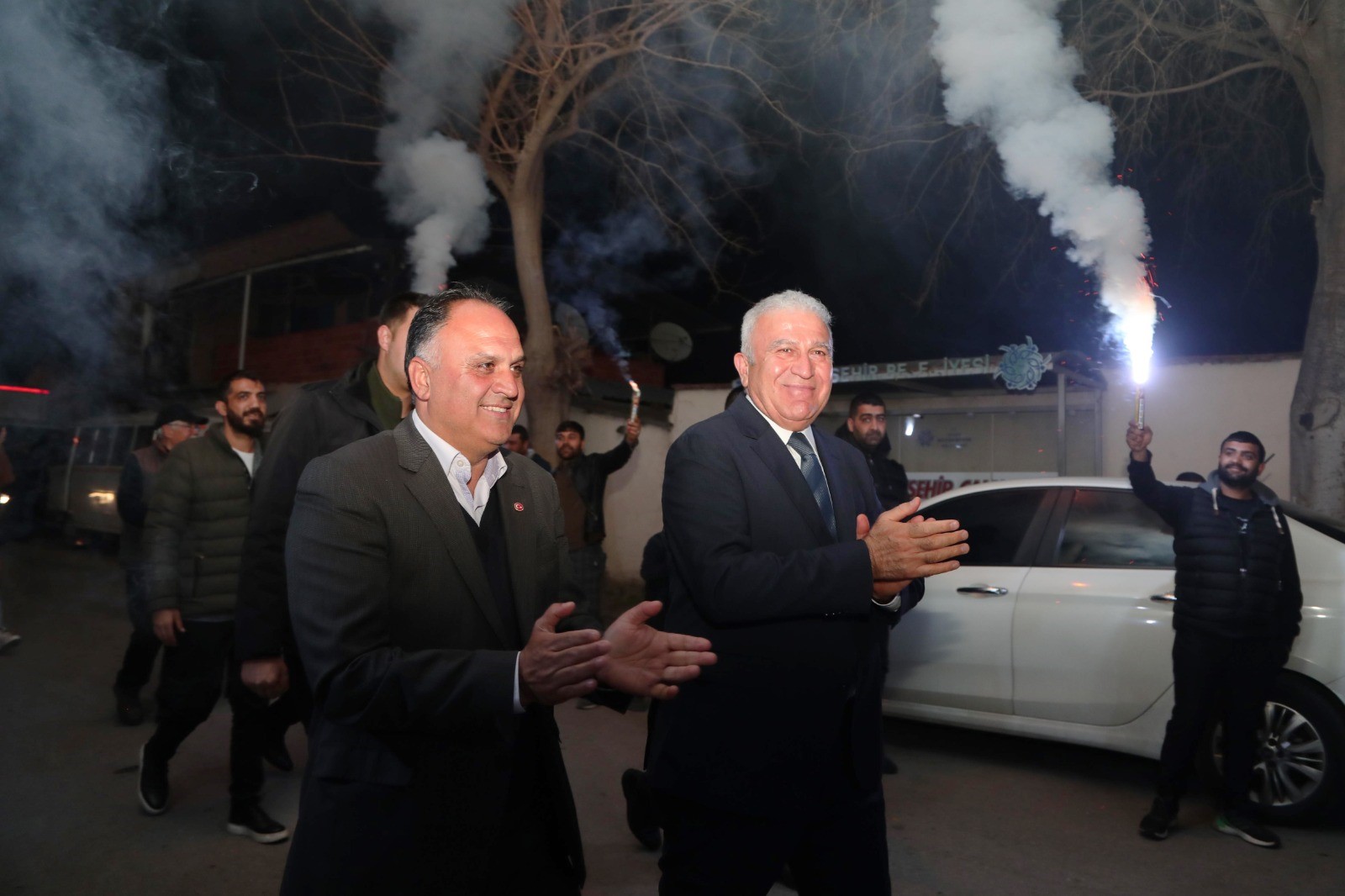 BAŞKAN ATAY ZİYARET ETTİĞİ MAHALLELERE YENİ MÜJDELER VERİYOR
