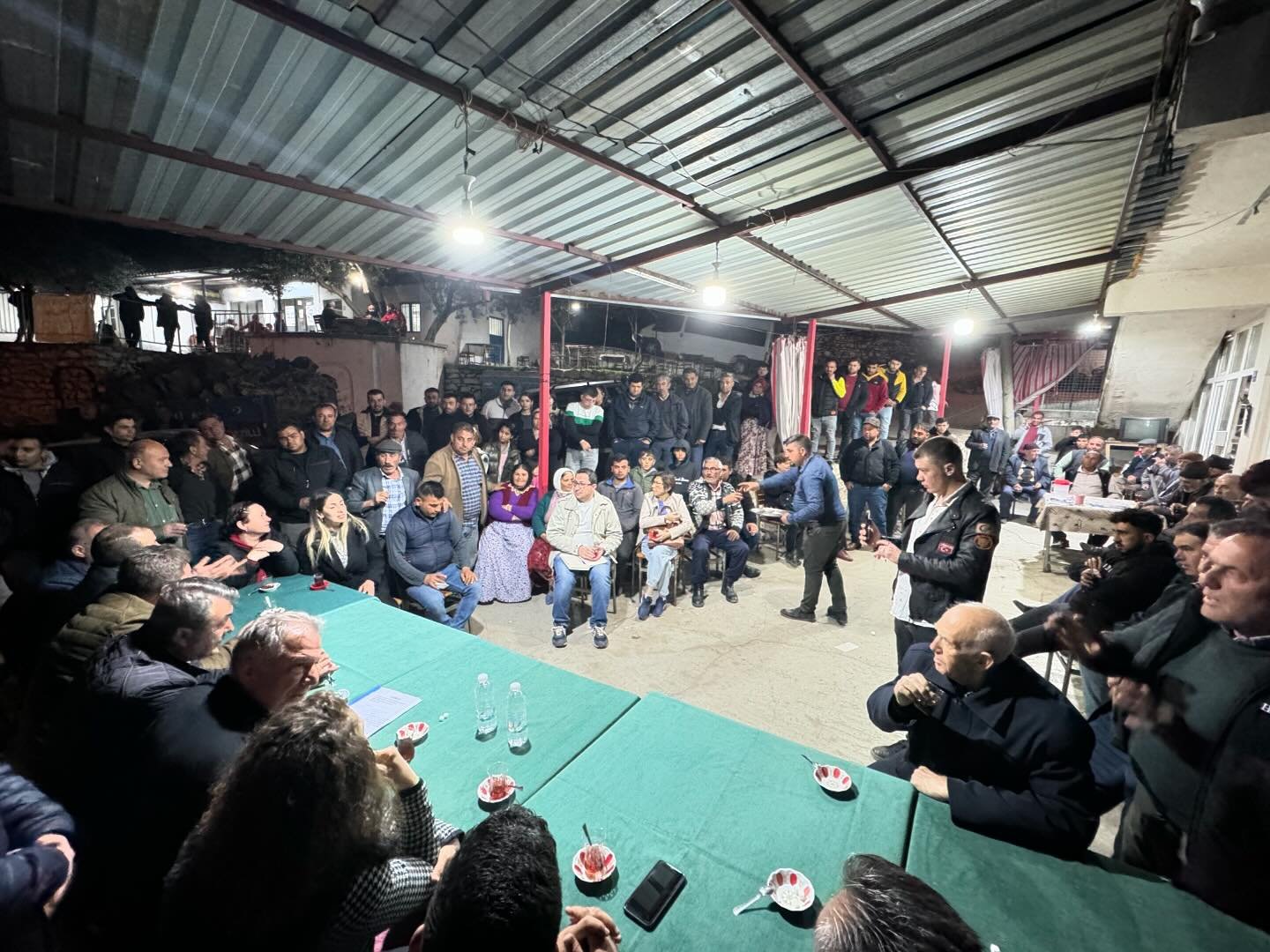 Başkan Büyükyapıcı gittiği her yerde Başkan gibi karşılanıyor