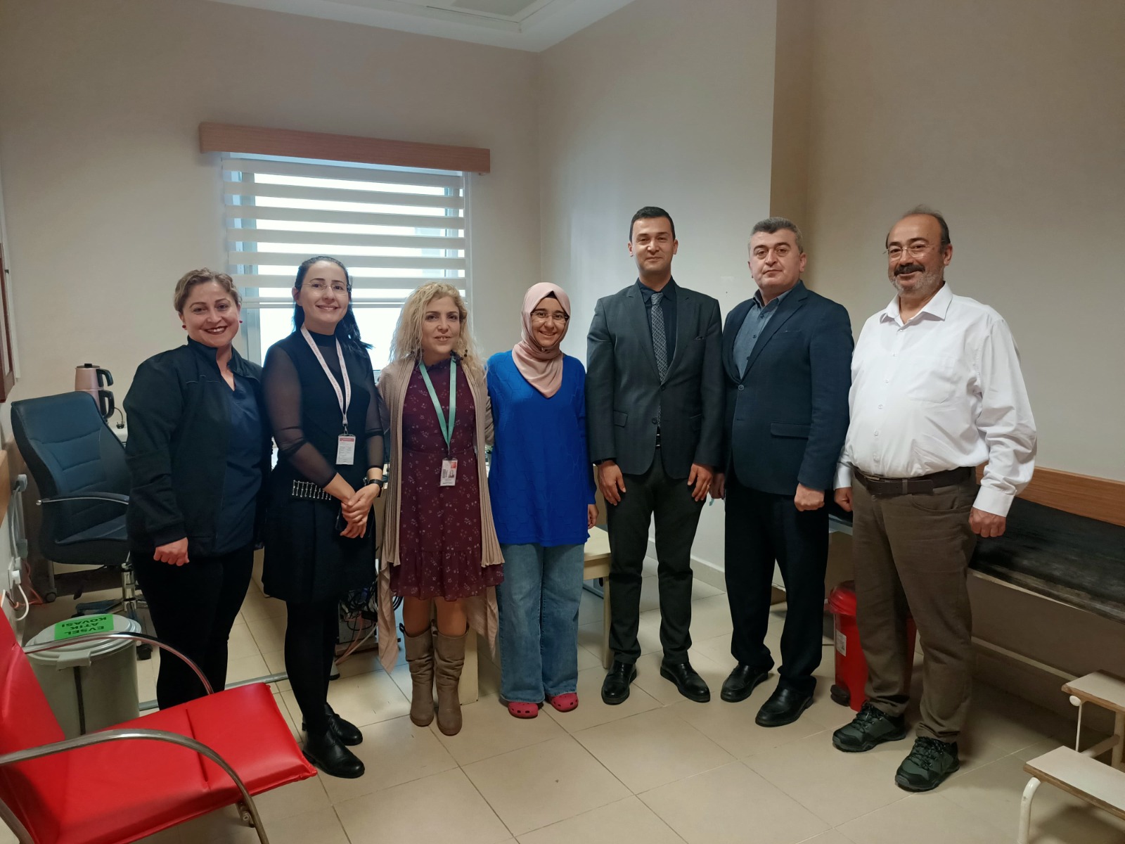 BAŞHEKİM YENİ HEKİMLERİ ZİYARET ETTİ