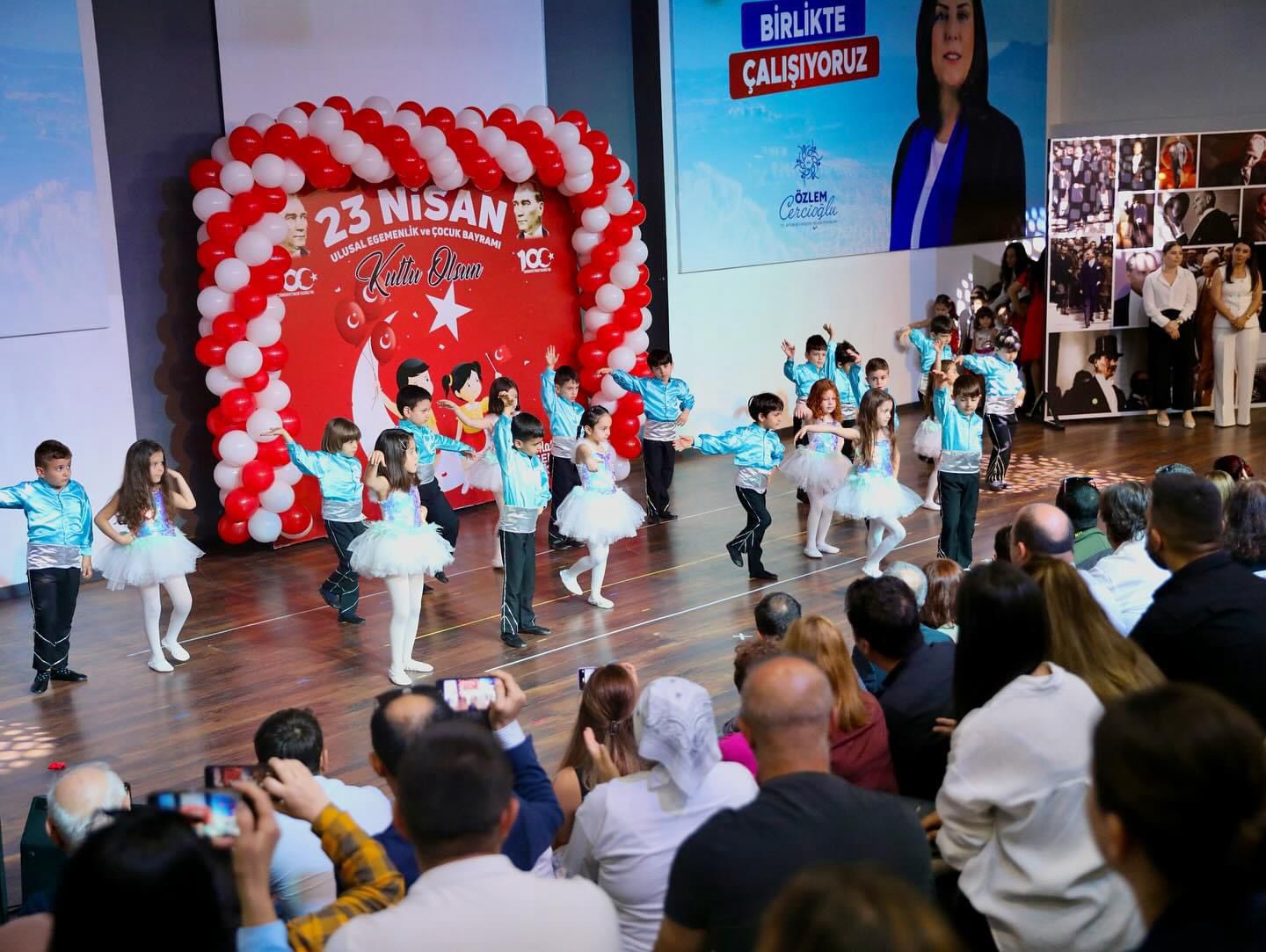 DİDİM’DE DENİZ YILDIZLARI KREŞ ÖĞRENCİLERİ 23 NİSAN’I KUTLADI