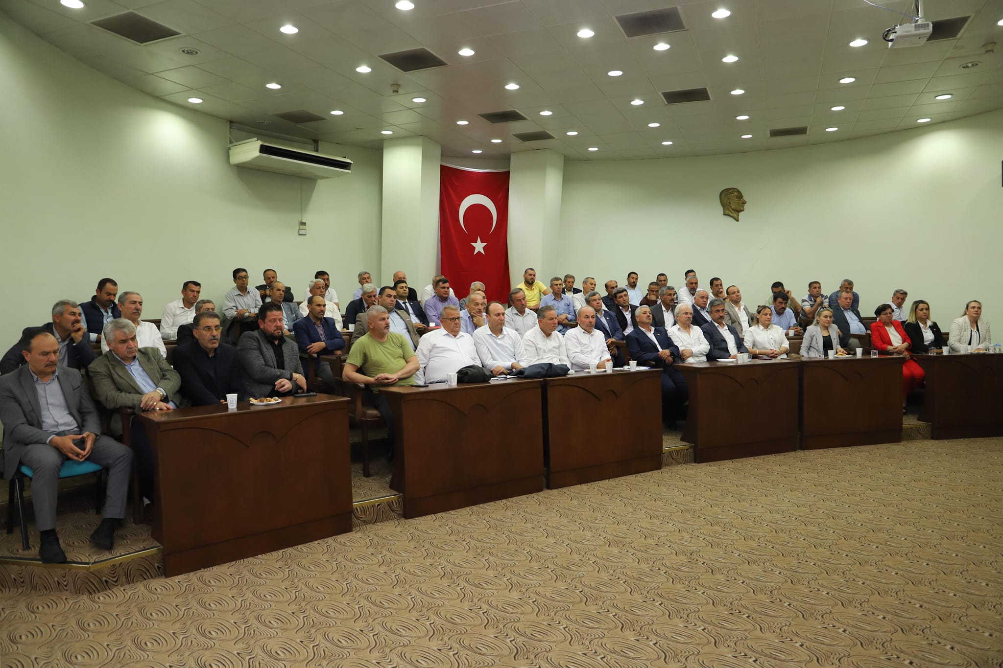 Başkan Tetik Muhtarlar ile bir araya geldi.