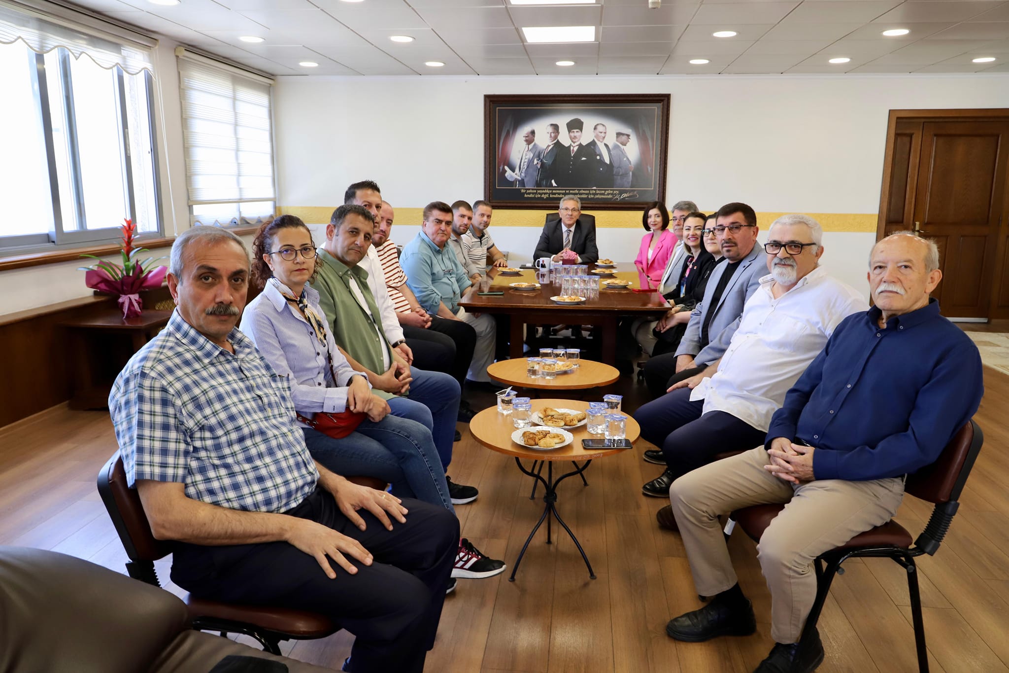 CHP ilçe Yönetiminden Başkan Tetik’e ziyaret