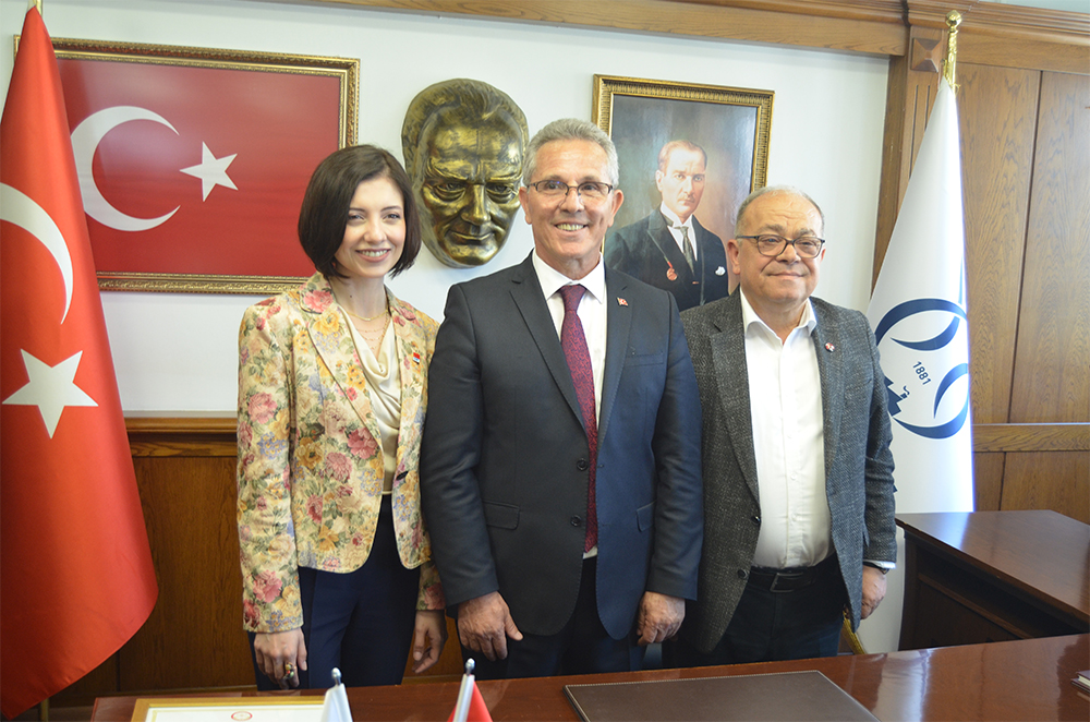 Başkan Tetik göreve başladı