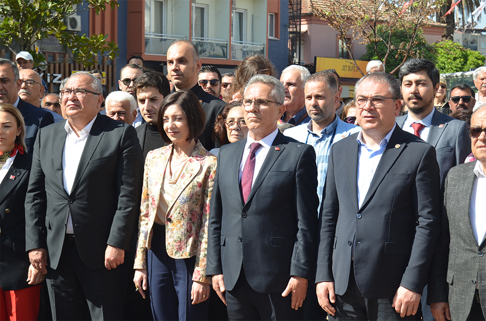Nazilli Belediye Başkanı Dr. Etuğrul Tetik Mazbatasını aldı