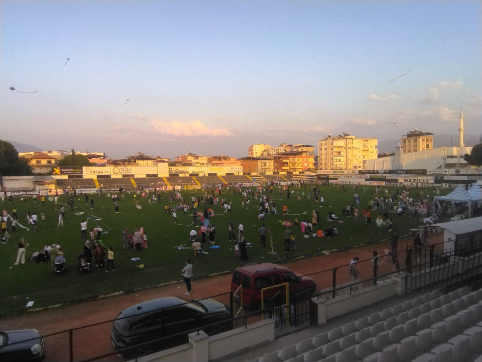 Çocuklar Uçurtmalar ile şenlendi