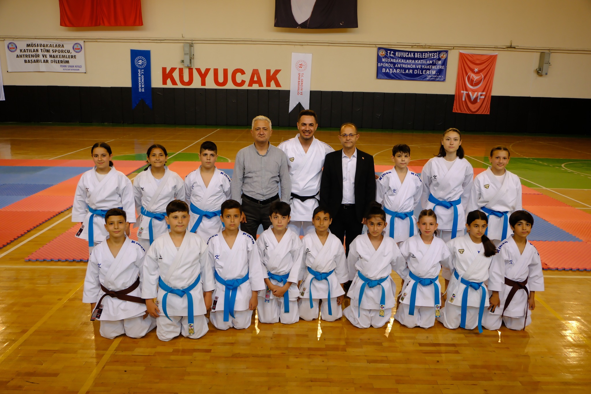 Kuyucak'ta Çocuklara Moral oldular