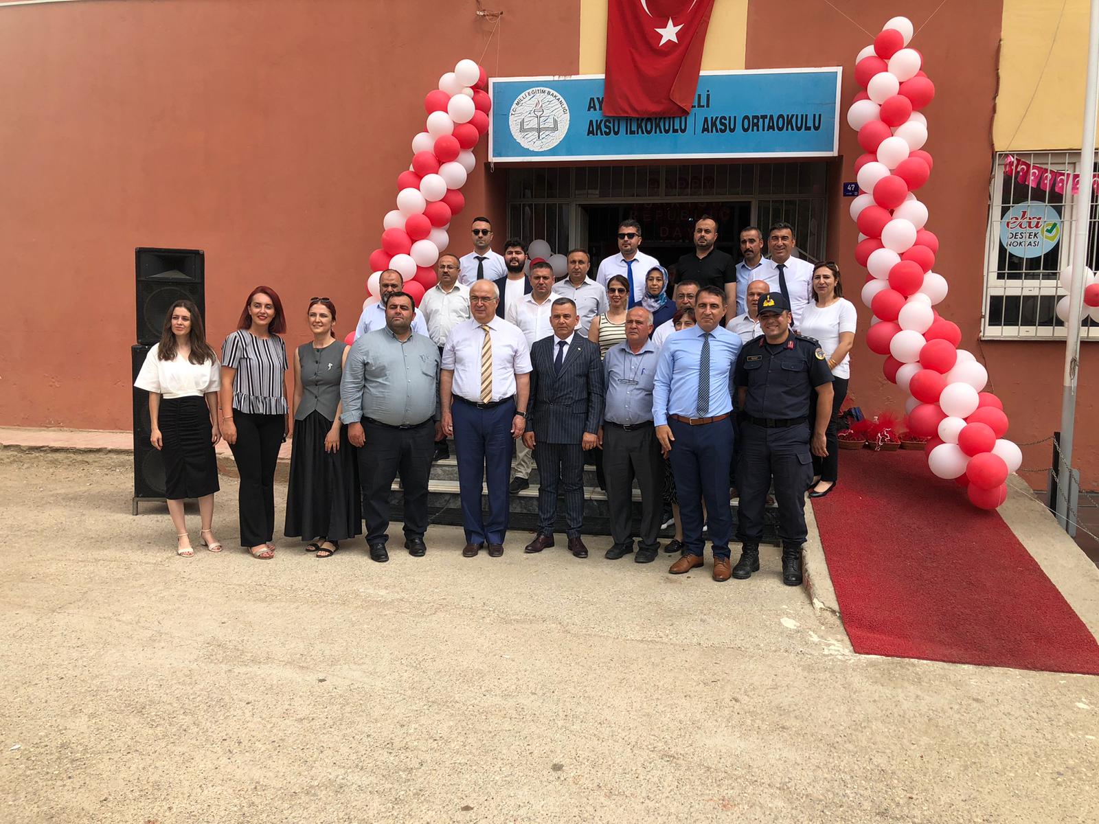 NAZİLLİ'DE ÖĞRENCİLERİN KARNE HEYECANI