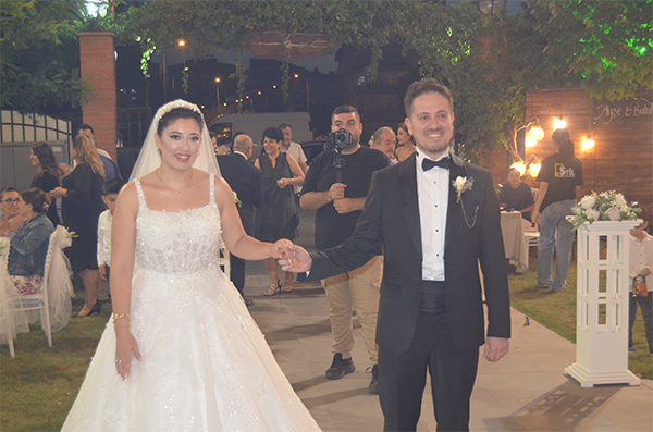 Ayşe ve Batuhan Mutluluğa yelken açtı