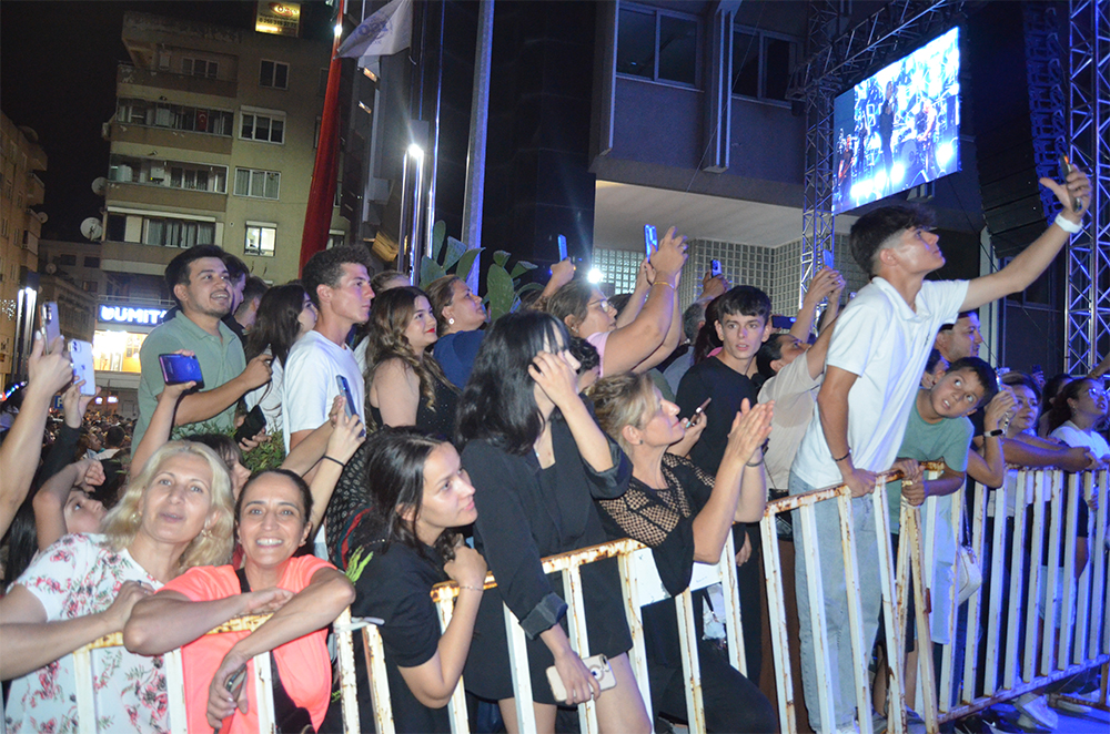 Nazilli’de Haluk Levent Fırtınası