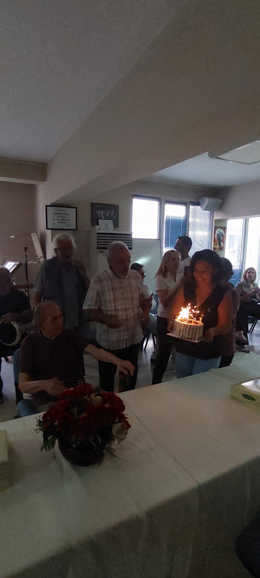 TSM Korosundan Lütfi Selek’e doğum günü sürprizi
