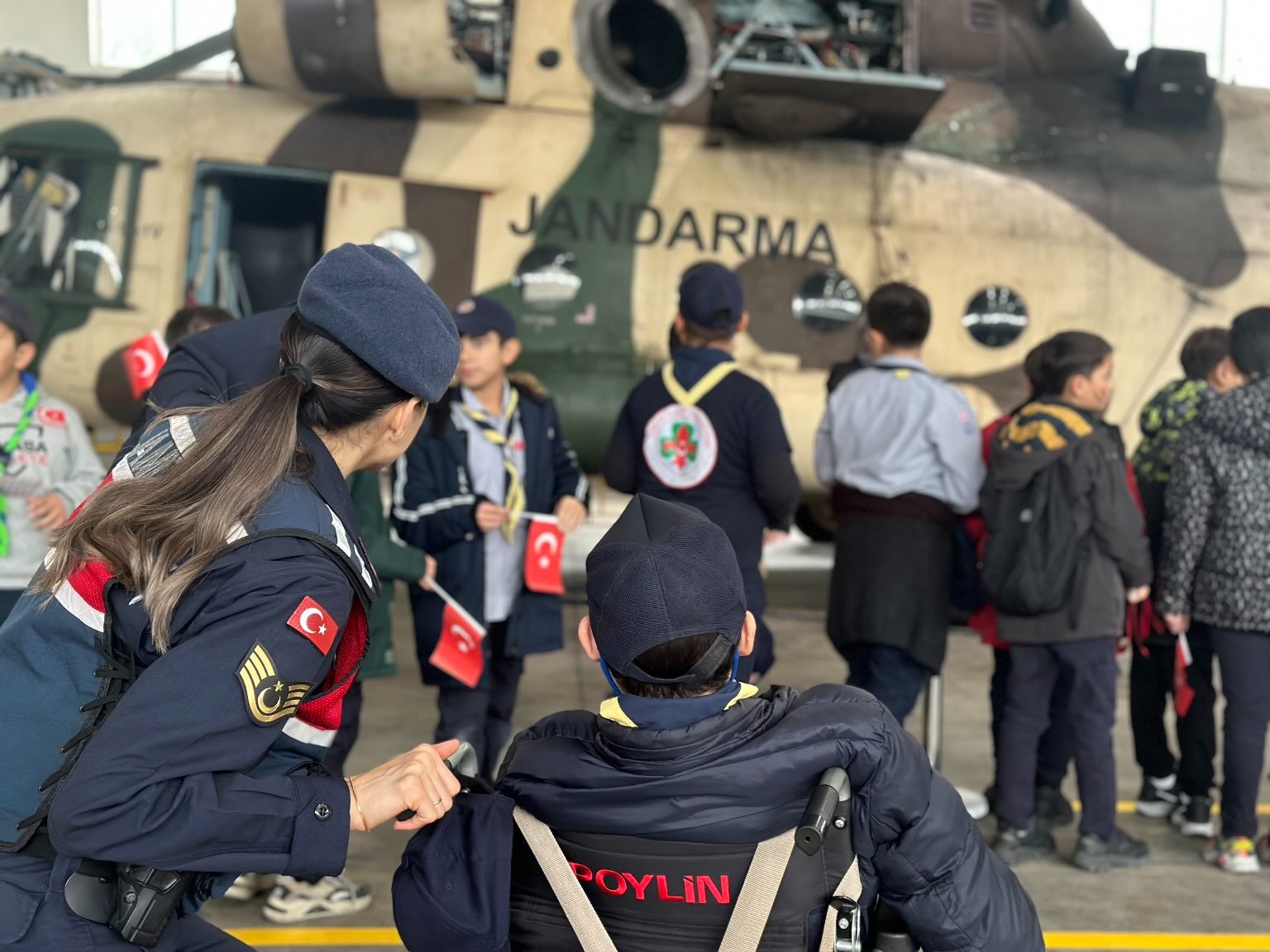 İl Jandarma Komutanlığından Çocuklara Sürpriz