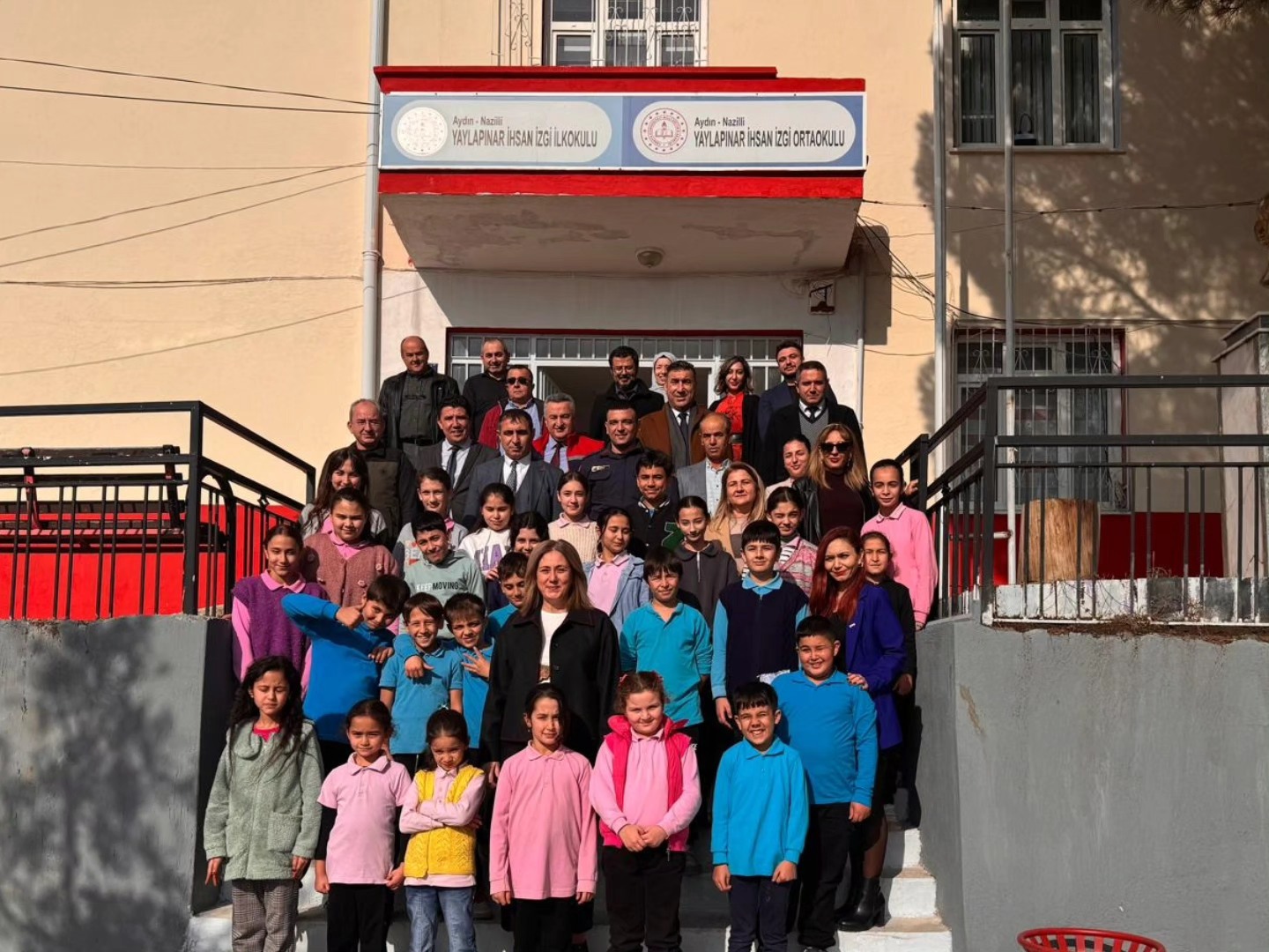 Şenlik Havasında Yerli Malı Haftası Kutlandı