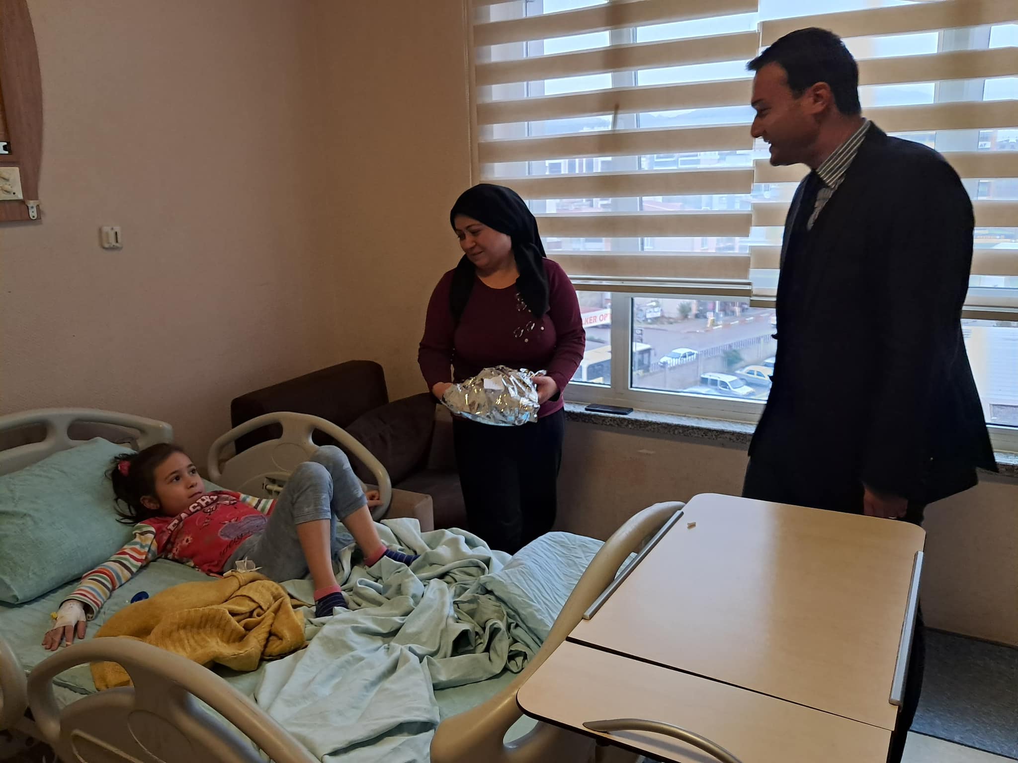 Başhekimden Çocuklara Yeni Yıl sürprizi