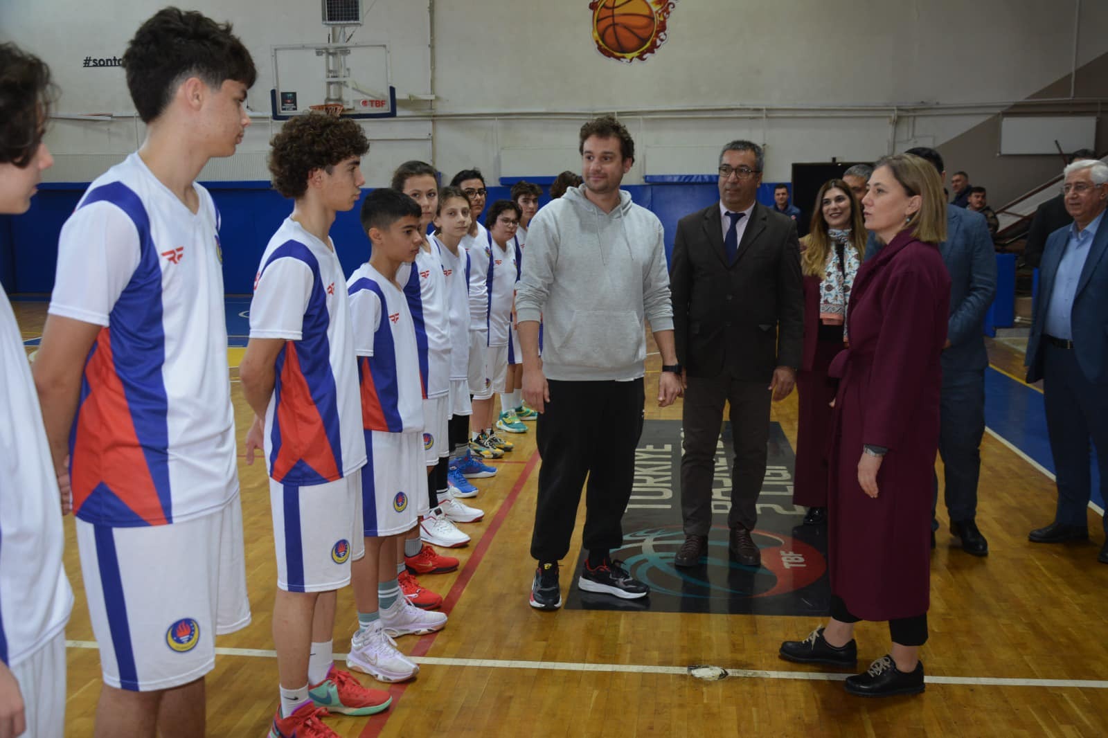 NAZİLLİ BÜYÜK TURNUVAYA EV SAHİPLİĞİ YAPTI