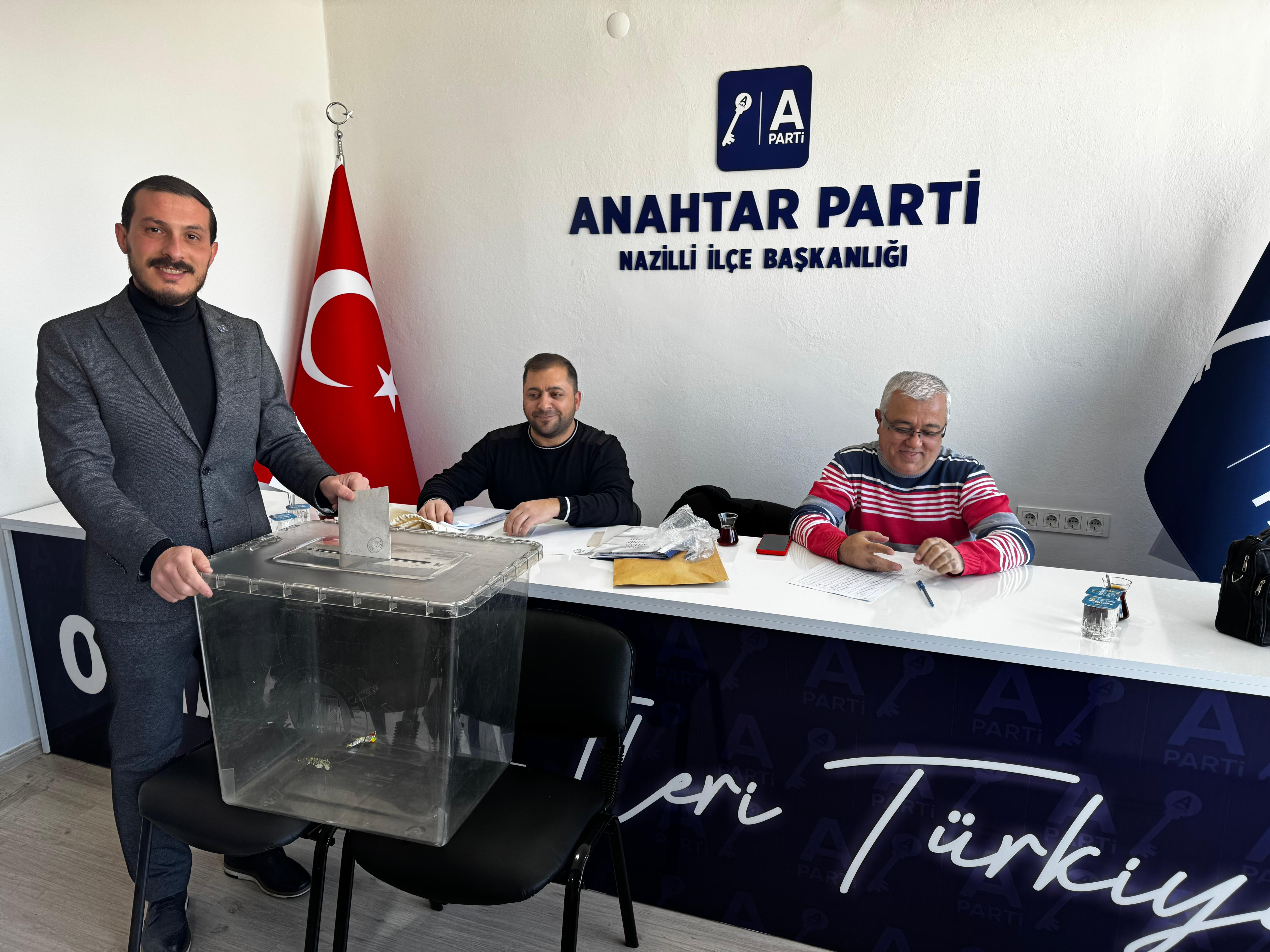 Anahtar Parti’de Furkan Eftal Kırlıoğlu Dönemi resmen başladı