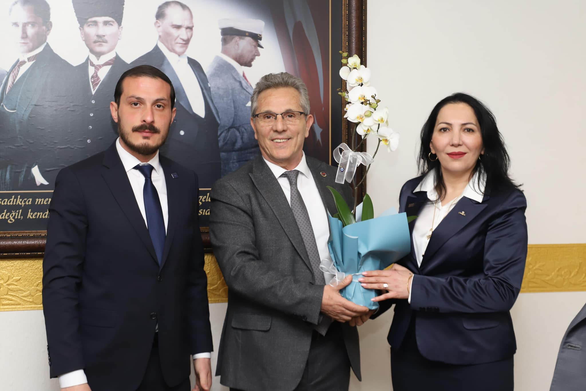 Anahtar Parti’den Tetik’e ziyaret