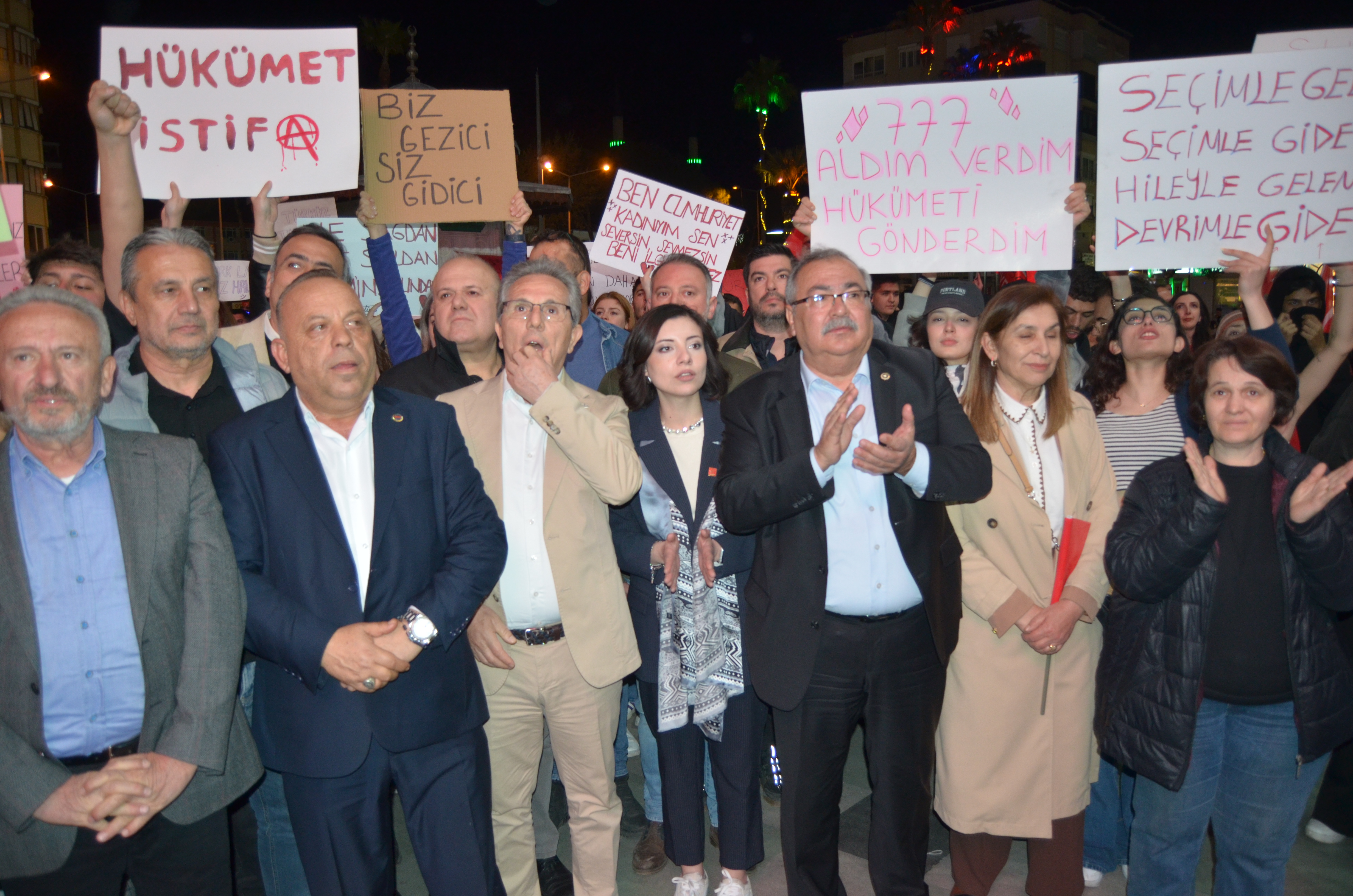 CHP ‘Saraçhane Ruhu ile Yürüyoruz’ diyerek meydandaydı