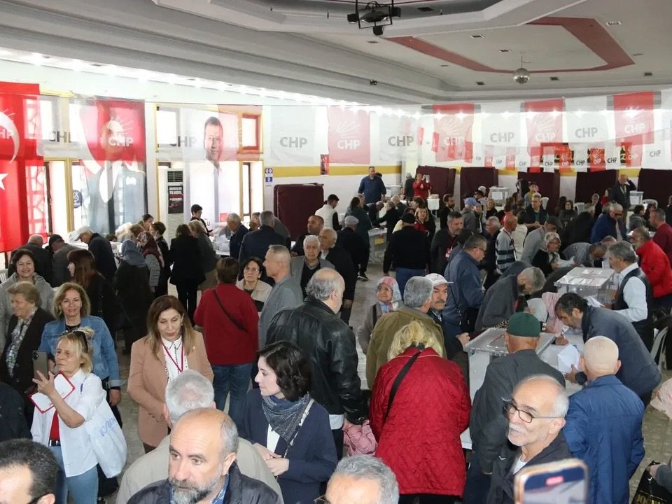 CHP’nin ön seçim sandıklarına Yoğun ilgi
