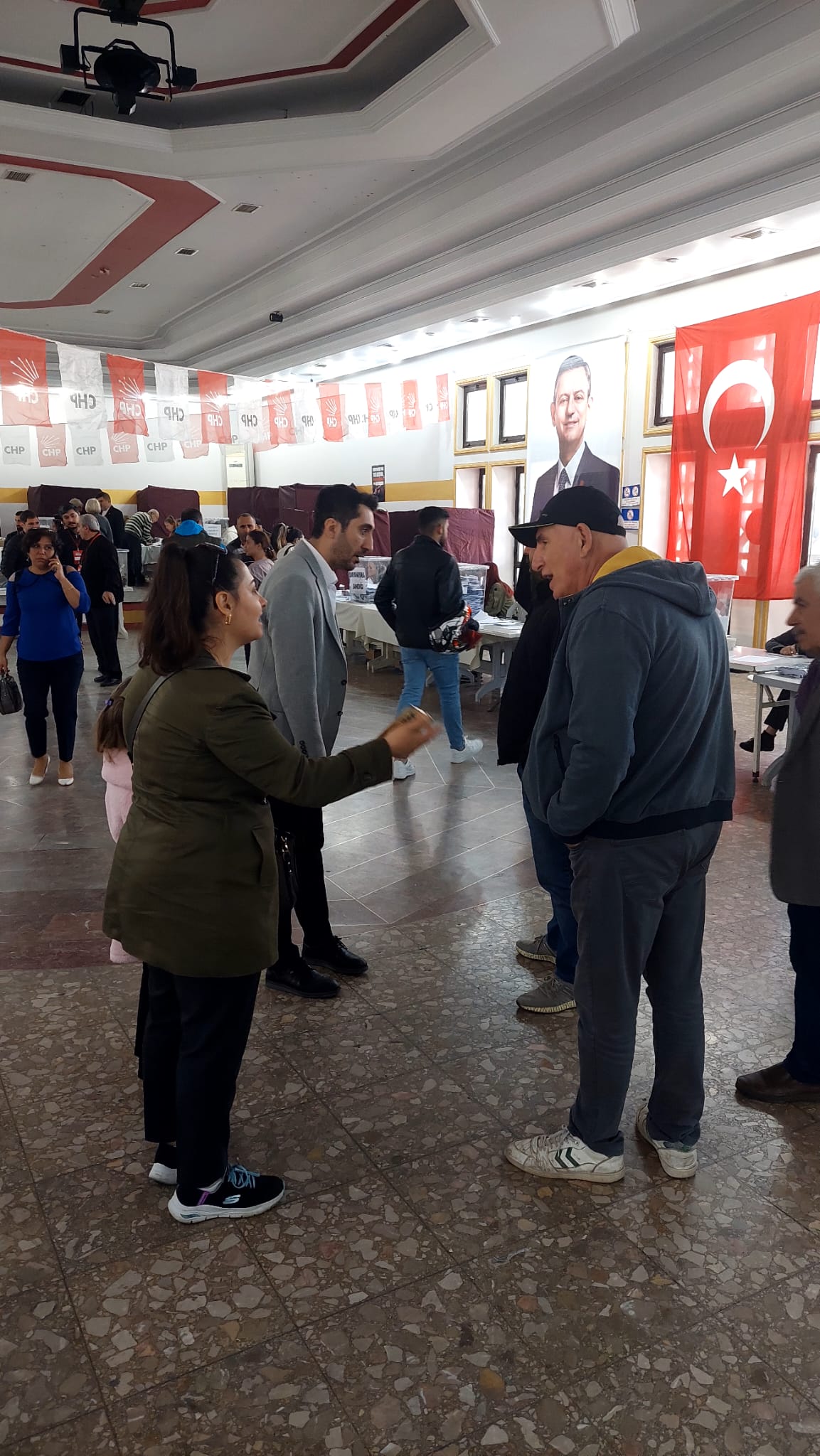 CHP’nin ön seçim sandıklarına Yoğun ilgi